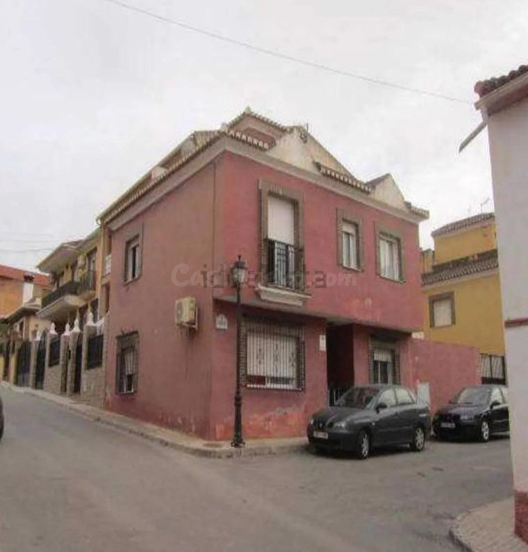 inmobiliaria García Delgado, Vende ADOSADO EN LAS GABIAS!!!!