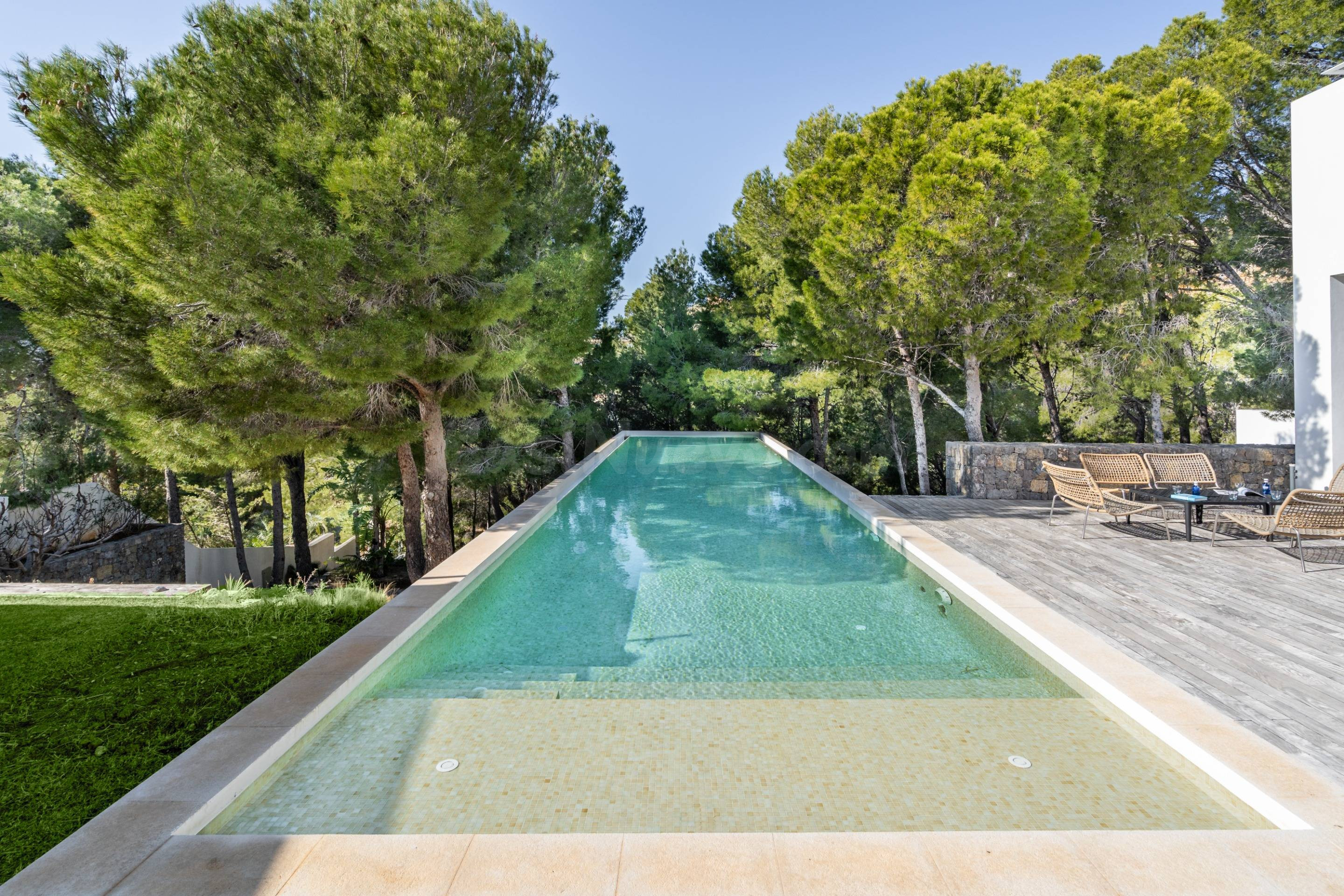 VILLA ZAHIRA · ELEGANCIA Y BIENESTAR FRENTE AL MAR MEDITERRA - foto 4
