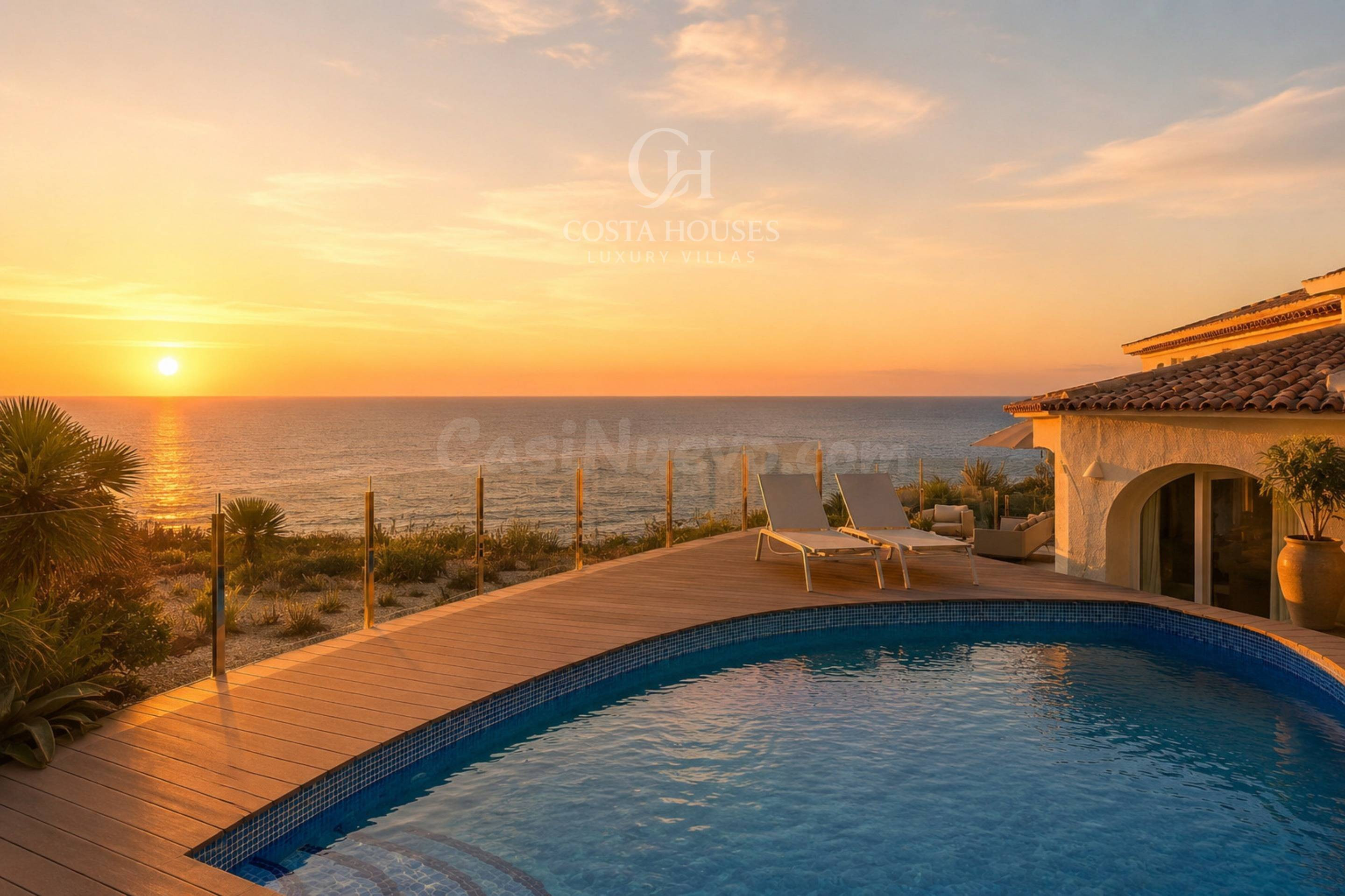 VILLA MARIS · PRIMERA LÍNEA EN BALCÓN AL MAR, JÁVEA · CASA D - foto 2