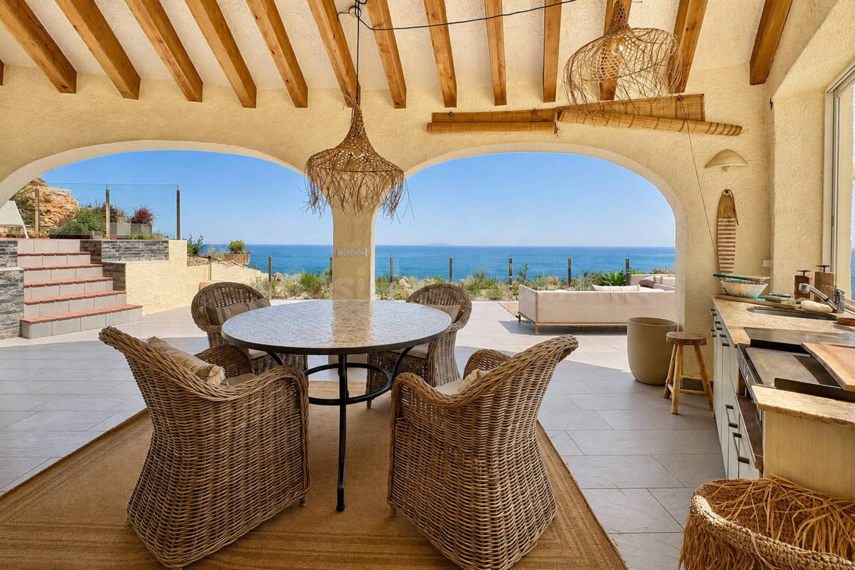 VILLA MARIS · PRIMERA LÍNEA EN BALCÓN AL MAR, JÁVEA · CASA D - foto 4