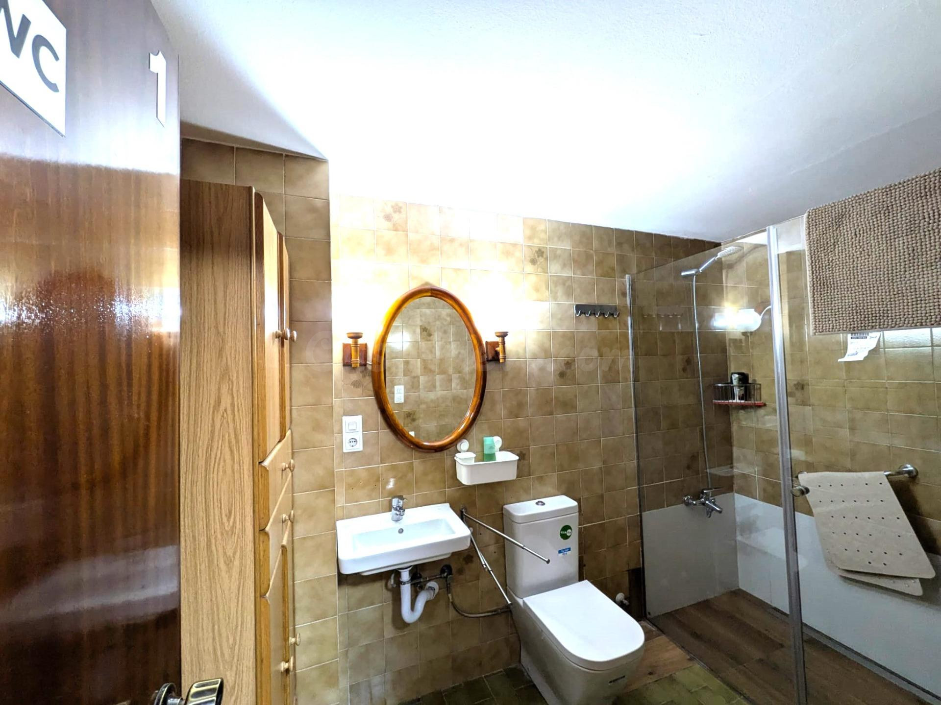 habitación NUMERO UNO  NDIVIDUAL EN PISO DE 112m2 EN CESAREO - foto 5