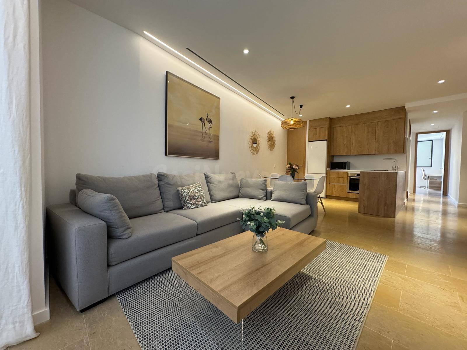 EN ALQUILER, luminoso apartamento amueblado en pleno centro  - foto 2