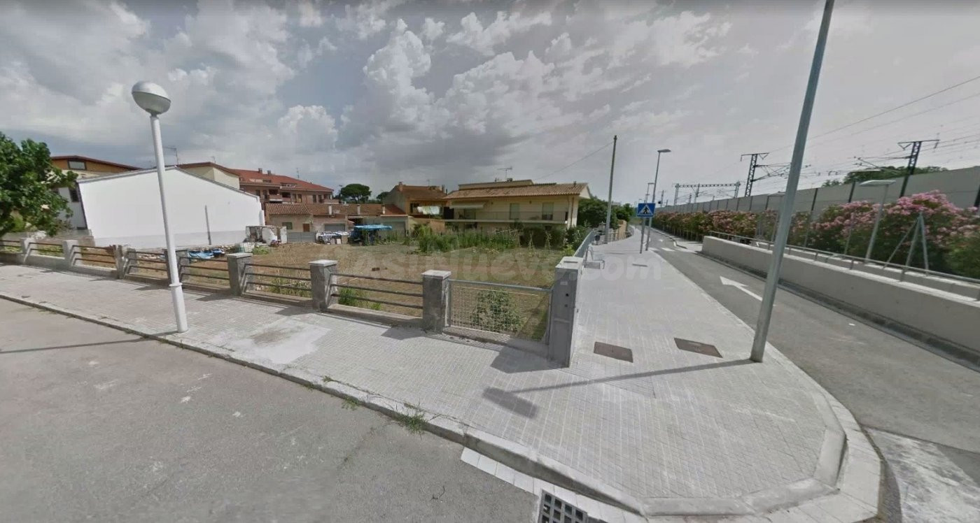 Solar urbano en Barri de l'Estació - Riells i Viabrea - foto 3