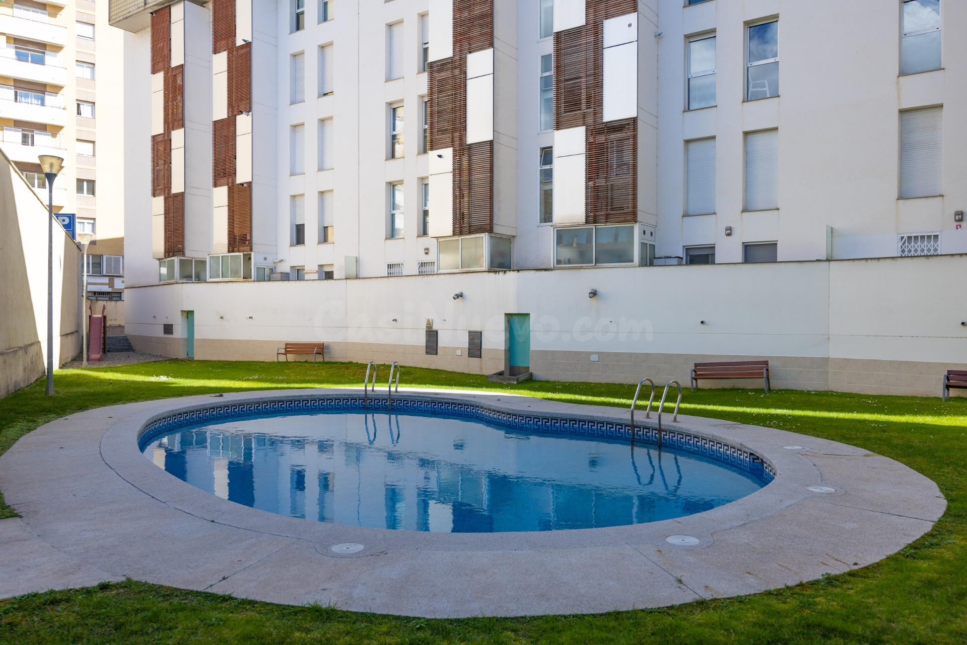 PISO DÚPLEX EN VENTA EN LA DEVESA DE GIRONA - foto 2