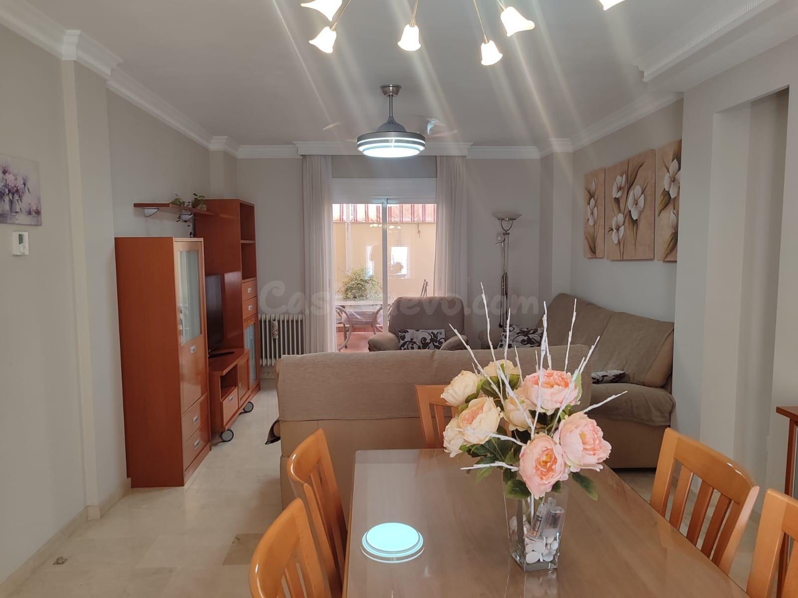 Impresionante Casa en Alquiler en la Chana - ¡Tu Nuevo Hogar - foto 3
