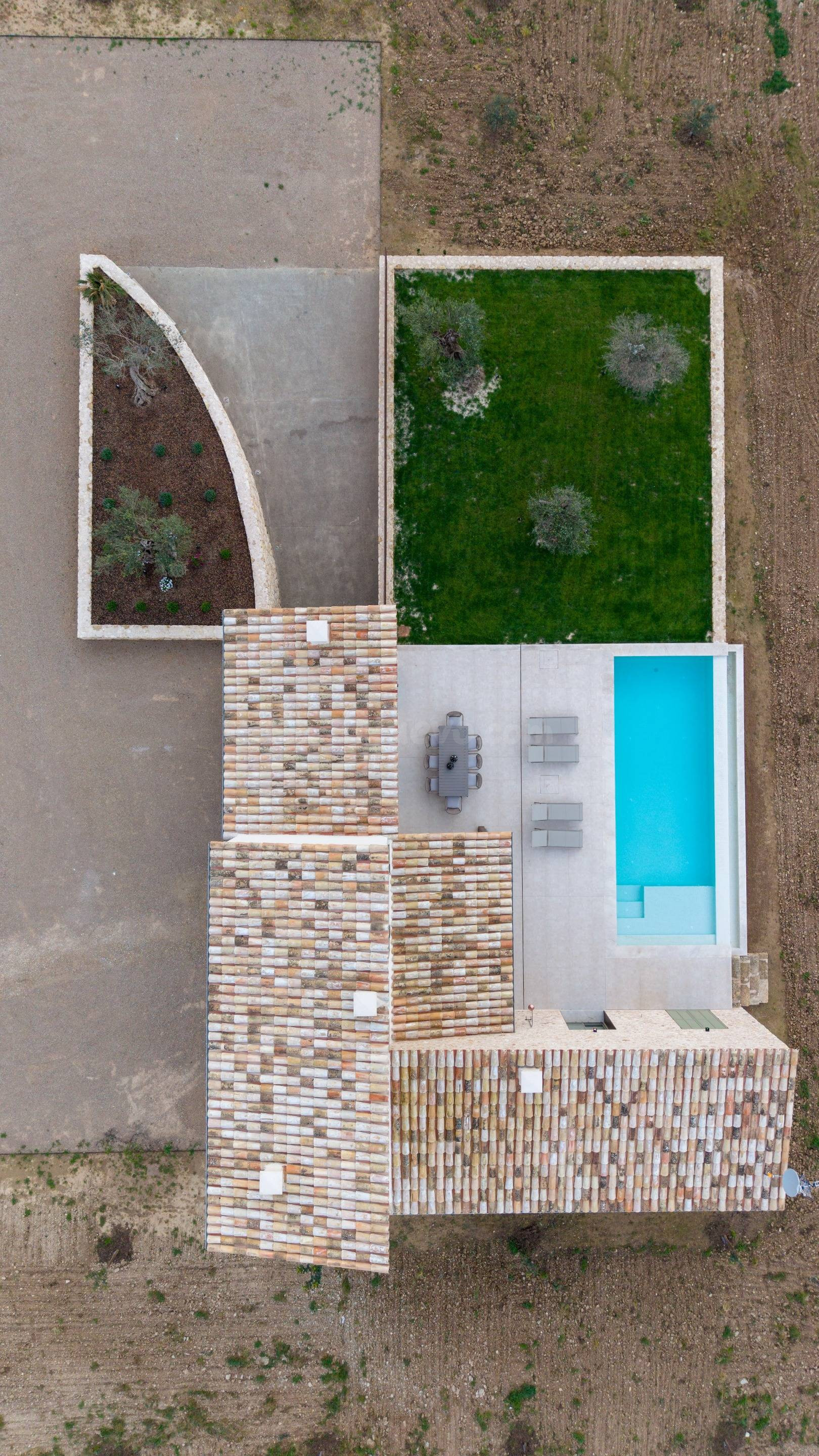Exclusiva finca rústica de nueva construcción en Sineu con d - foto 5