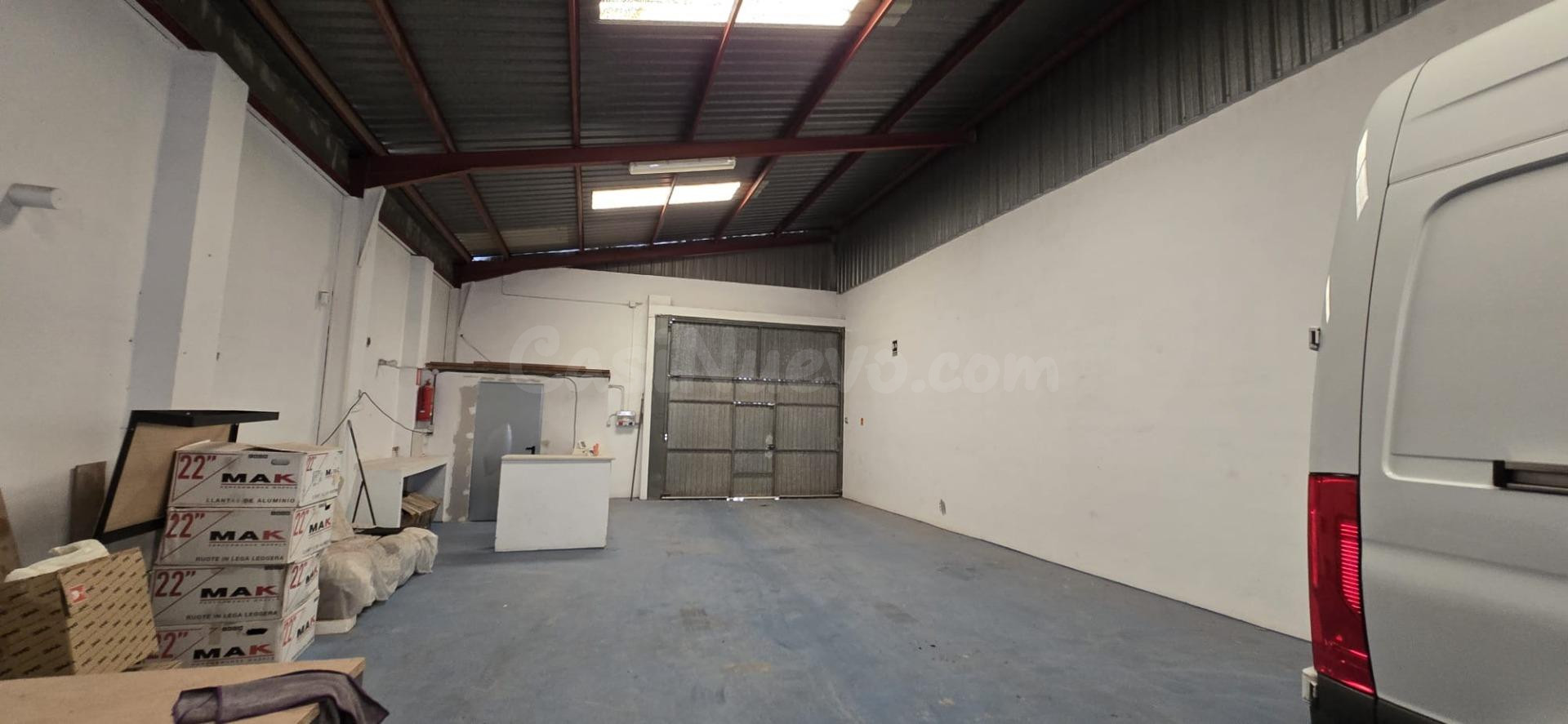 Nave en venta en Lliria - foto 2