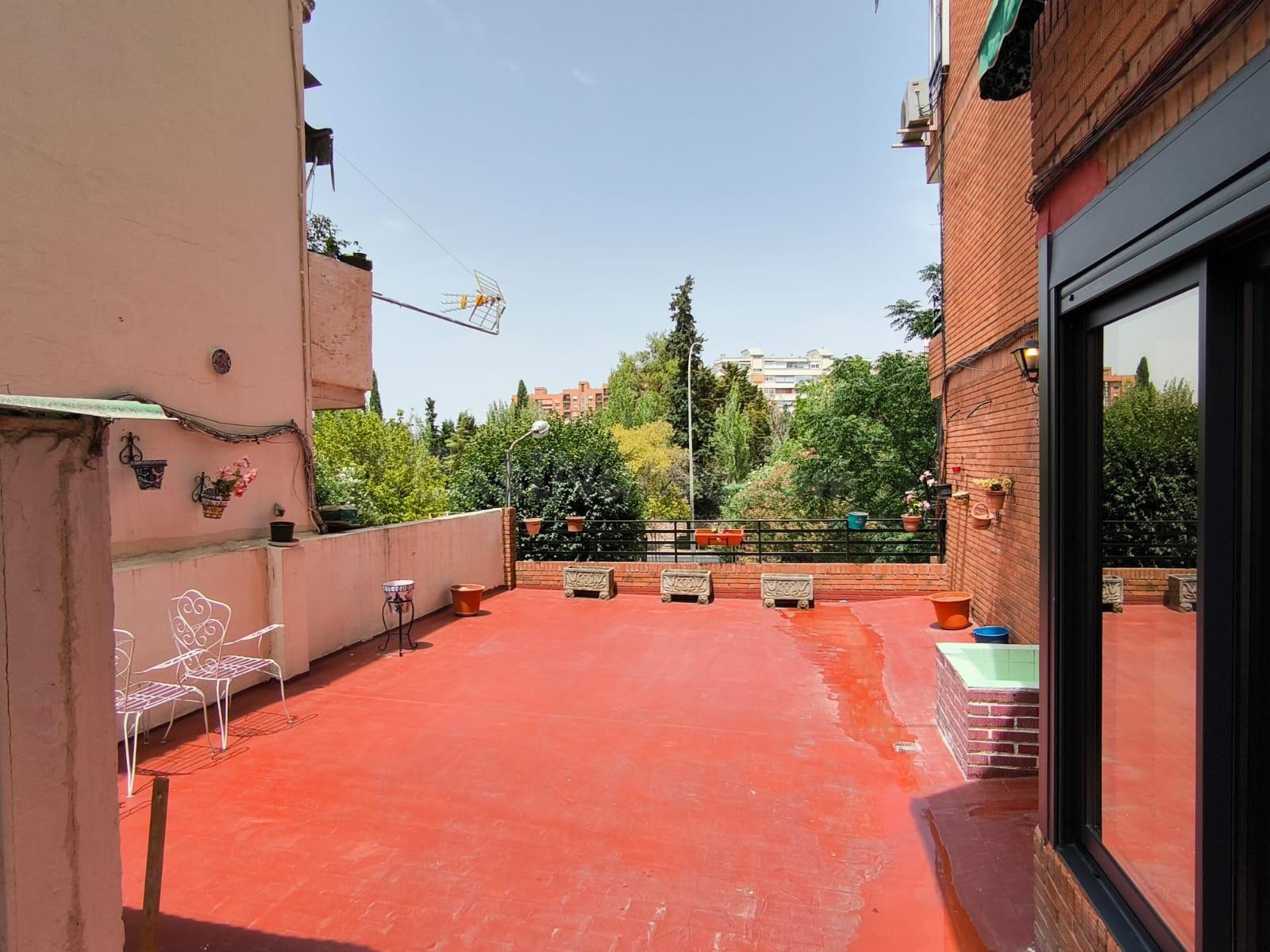 Piso de diseño a estrenar con enorme terraza en Granada (Bra - foto 2
