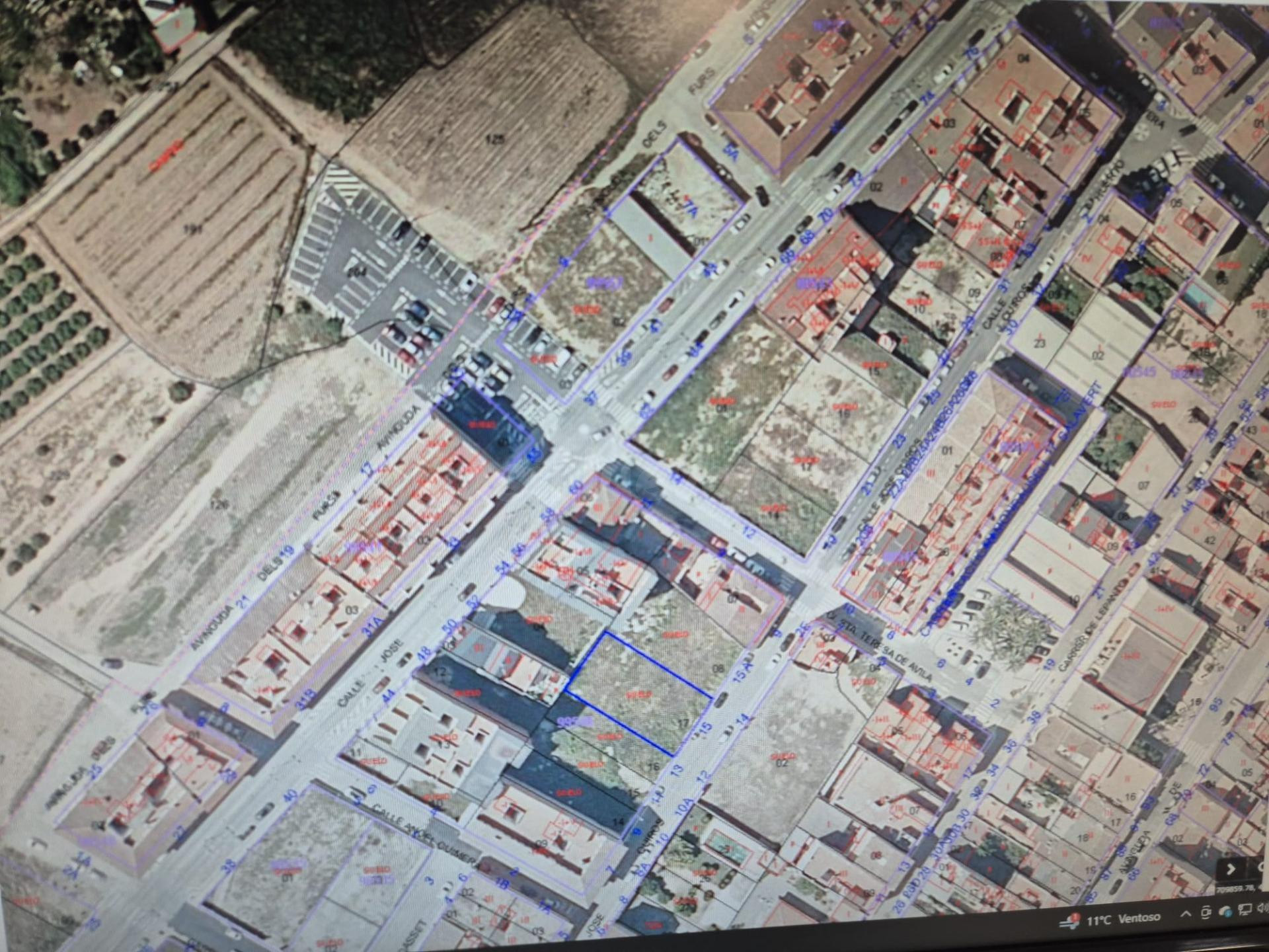 SE VENDE SOLAR EDIFICABLE EN LA POBLA DE VALLBONA