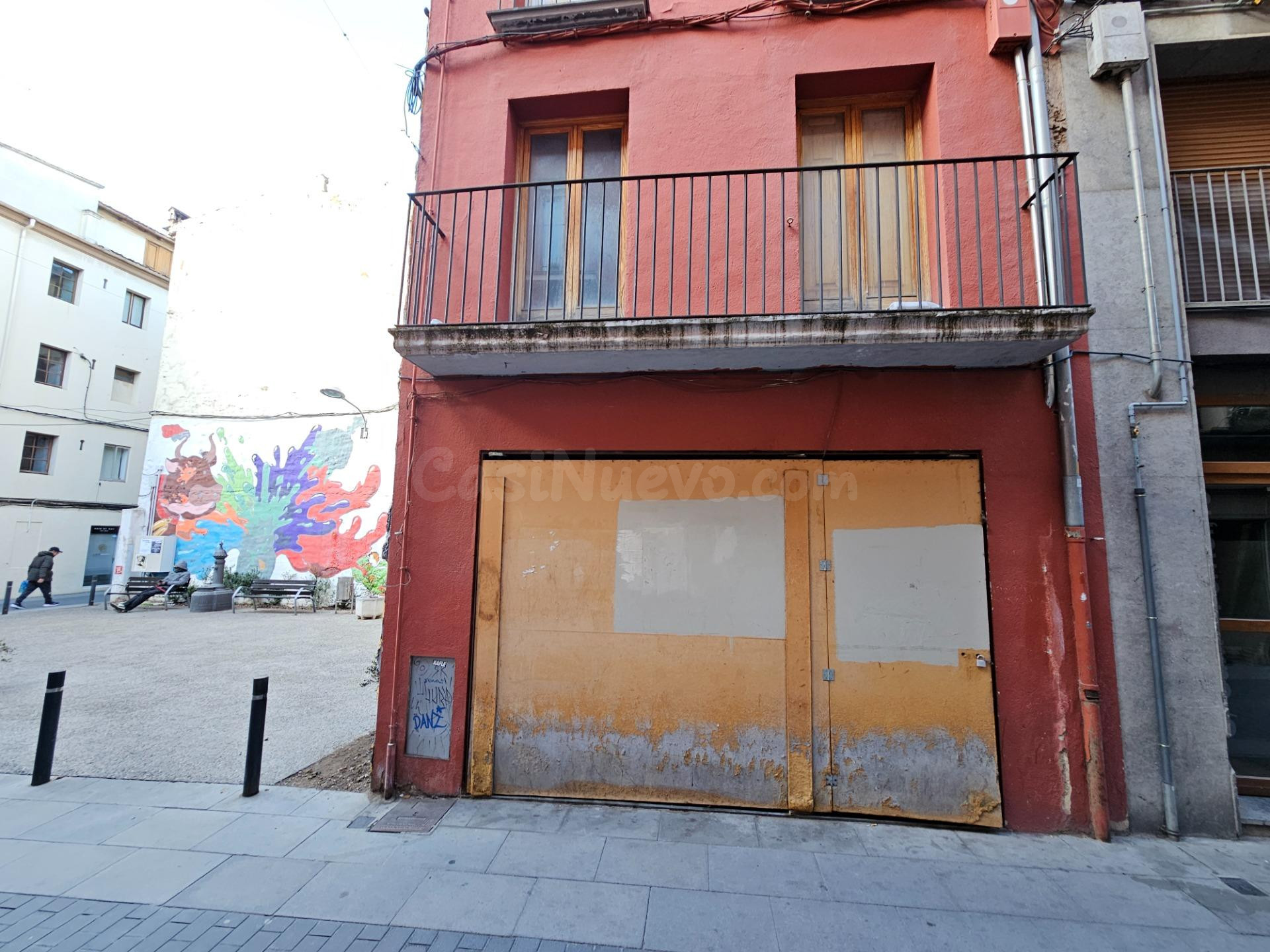 Edificio para reformar en el centro de Olot - foto 2