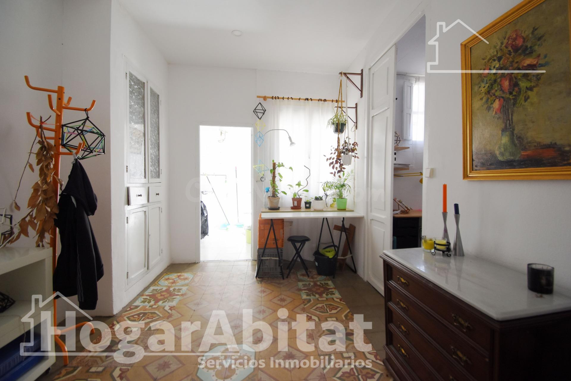 AMPLIA CASA CON TERRAZA Y BALCÓN, CERCA DE LA AV DEL GRAU Y  - foto 5