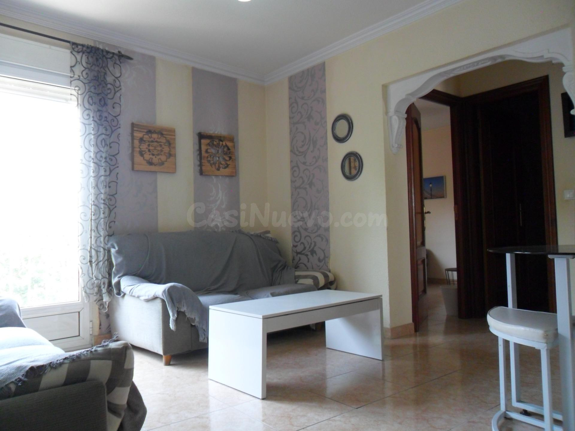 COQUETO PISO CON CALEFACCIÓN Y WIFI, EN ZONA COMUNITARIA AJA - foto 3
