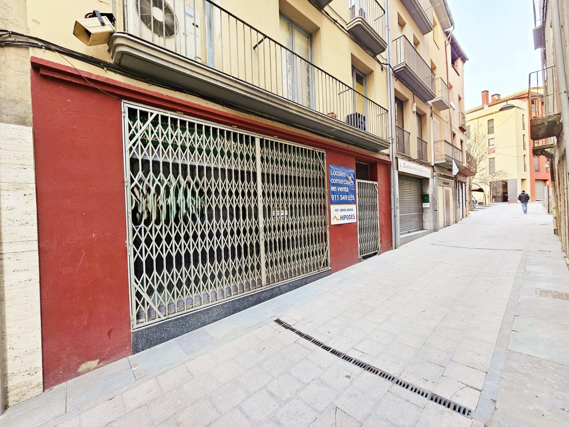 Ocasión. Local en 2 plantas en el casco antiguo de Olot