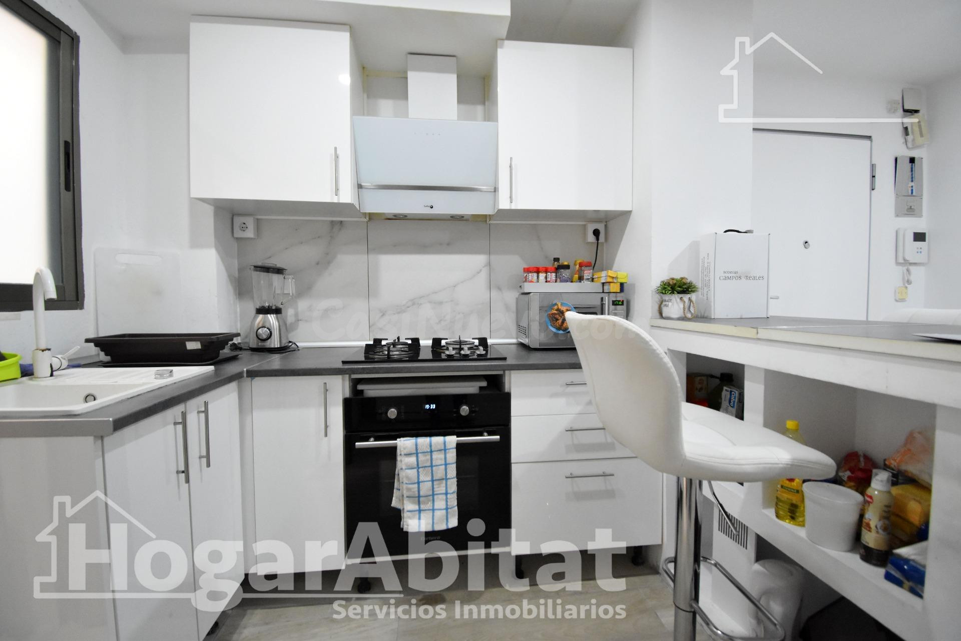 ¡REFORMADO A ESTRENAR! IMPECABLE, AMPLIO Y EXTERIOR CON BALC - foto 2