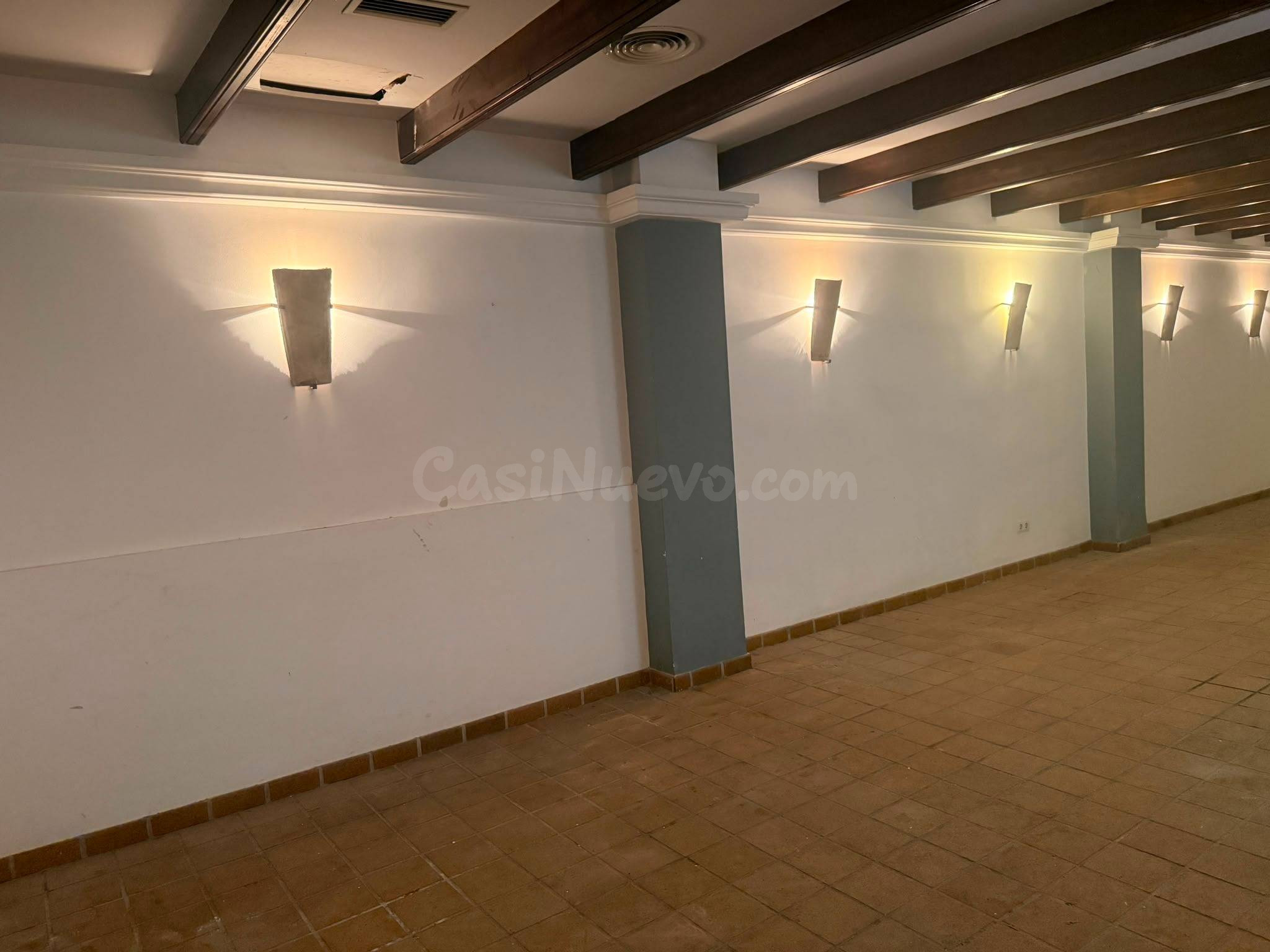 Amplio local comercial de 330 m2 en Palma | Gran visibilidad - foto 5