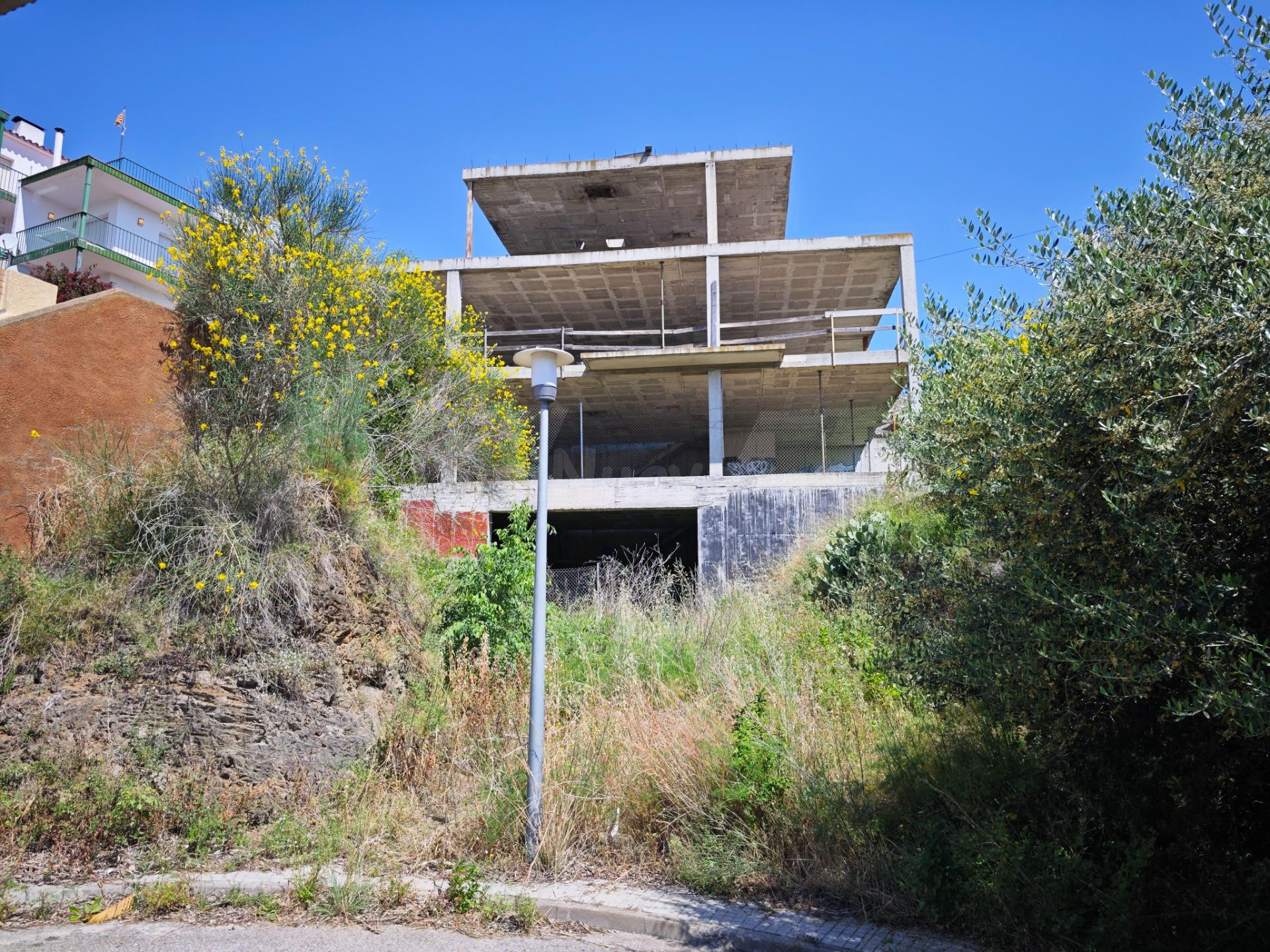 EDIFICIO RESIDENCIAL EN LLANÇÀ - COSTA BRAVA NORTE - foto 4