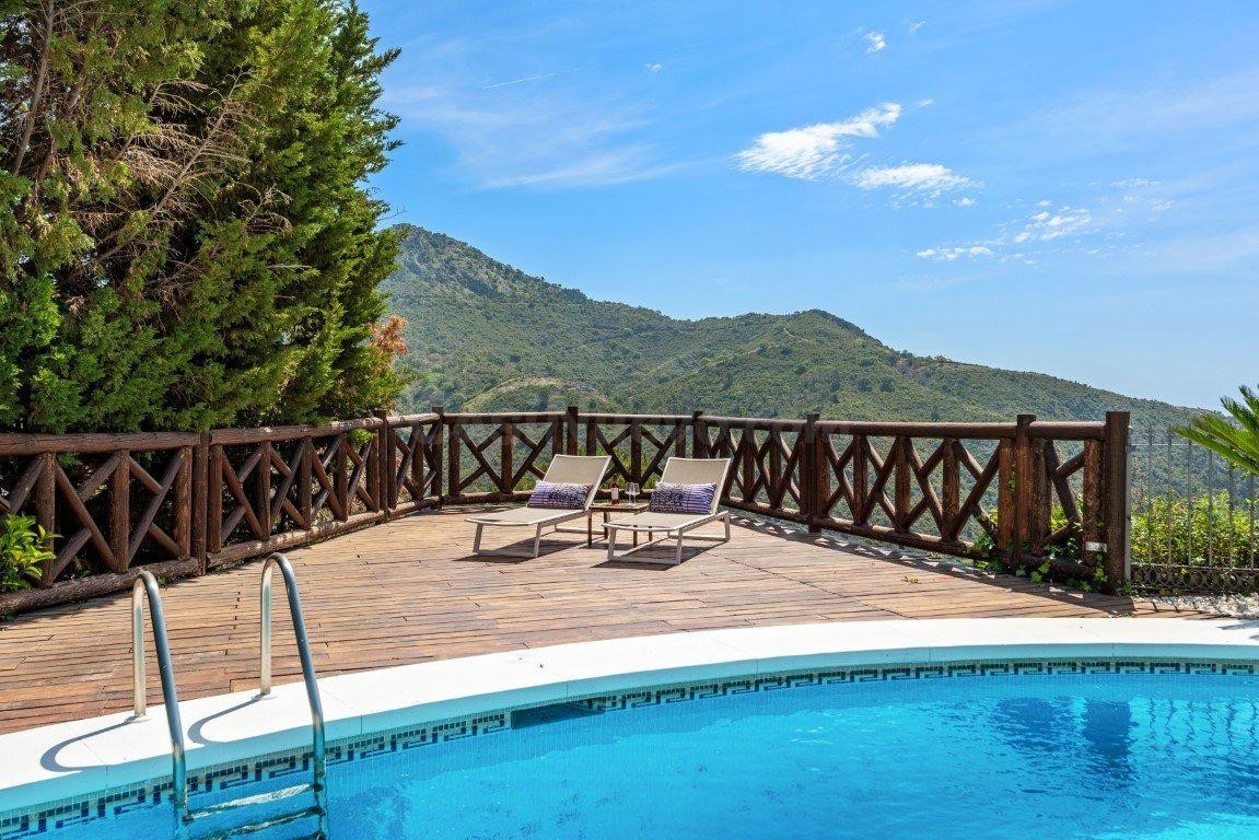Villa de lujo de 5 dormitorios, 5 baños y vistas al mar. Mon - foto 3