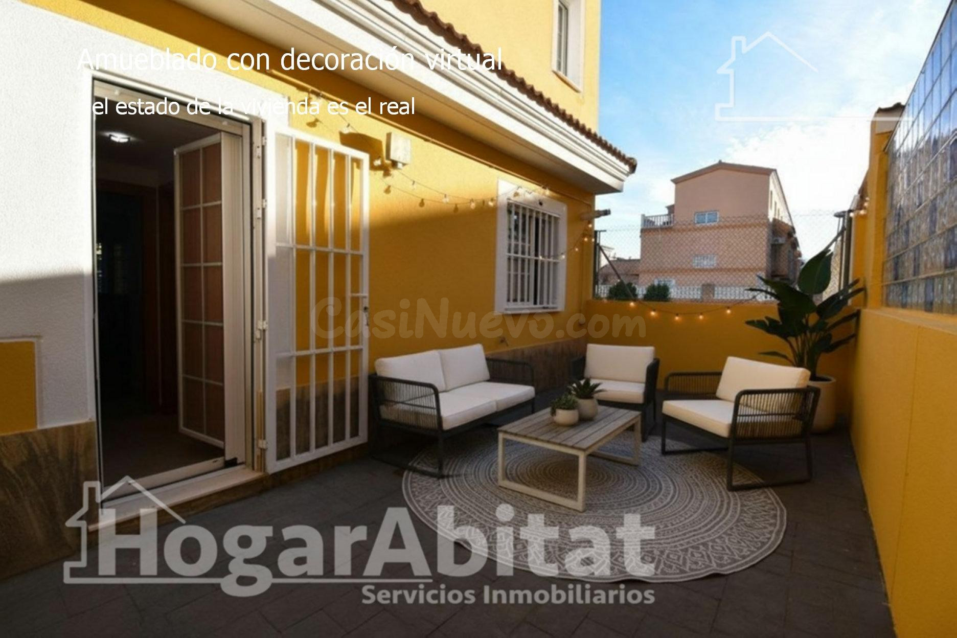 ADOSADO CON 3 TERRAZAS, BALCÓN, PISCINA Y GARAJE - foto 3