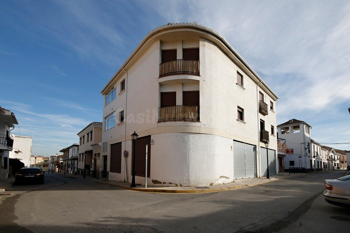 LOCAL EN EL CENTRO DE LAS GABIAS