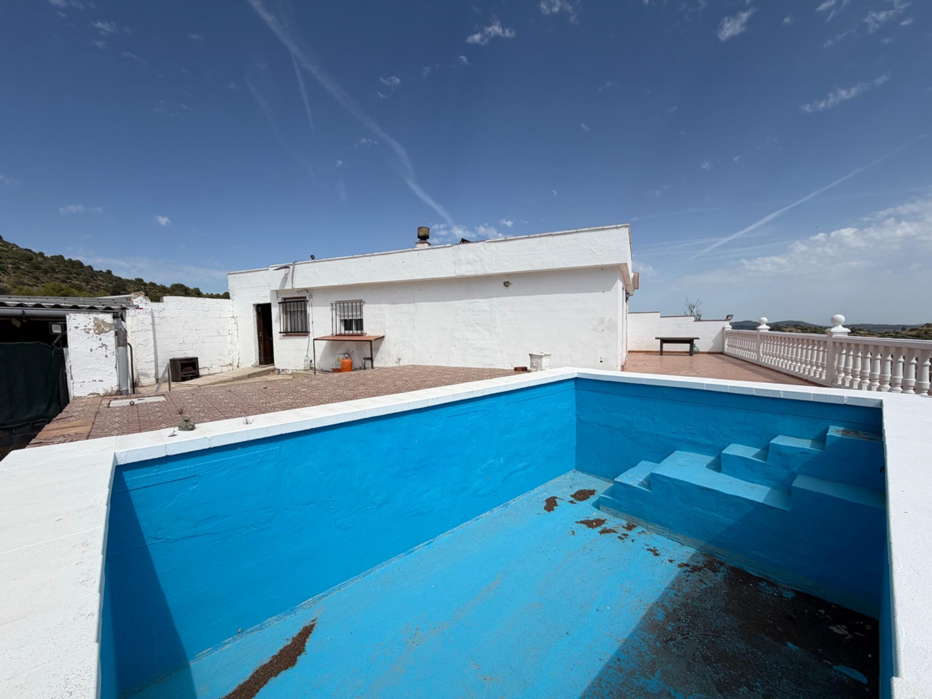CHALET EN PLENA NATURALEZA EN VILLAR DEL ARZOBISPO - foto 5