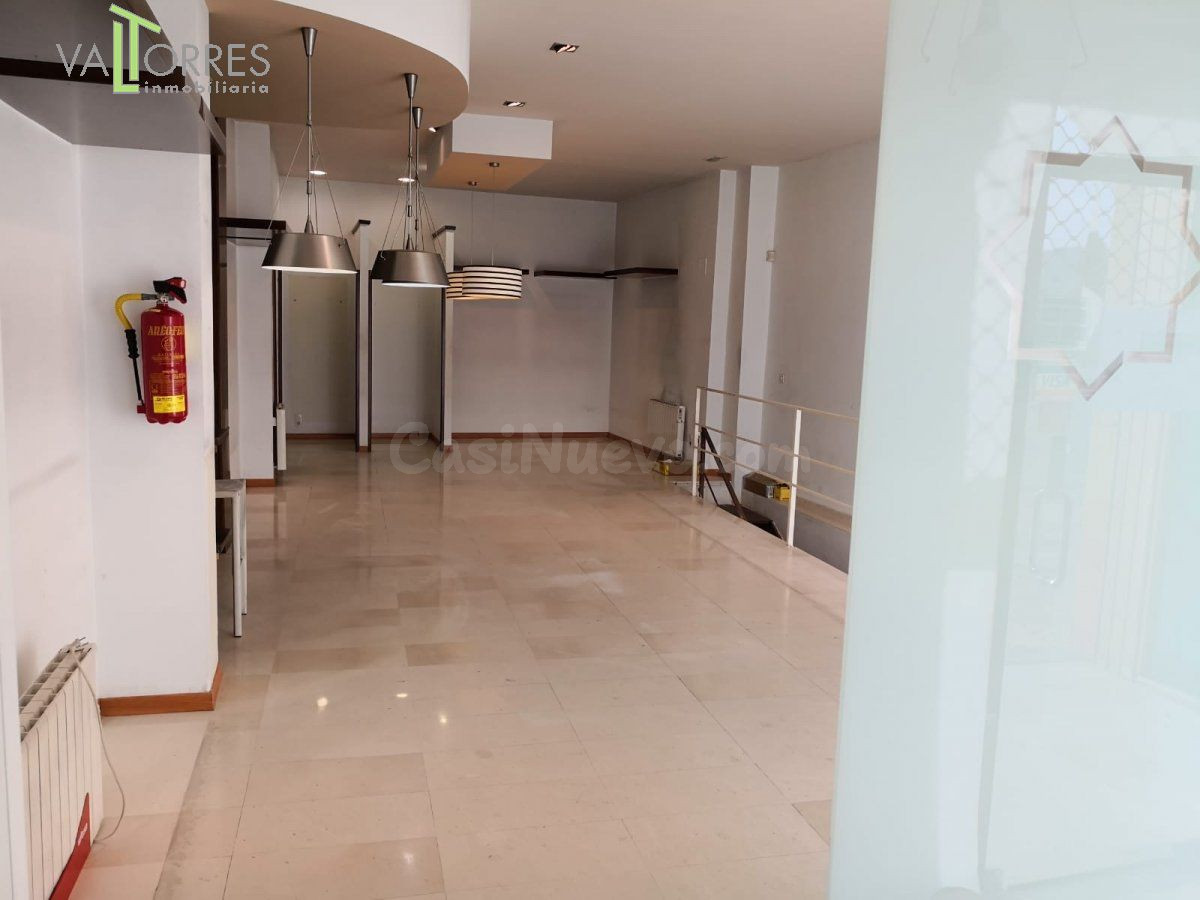 LOCAL COMERCIAL ACONDICIONADO TOTALMENTE  EN LA RONDA - foto 3