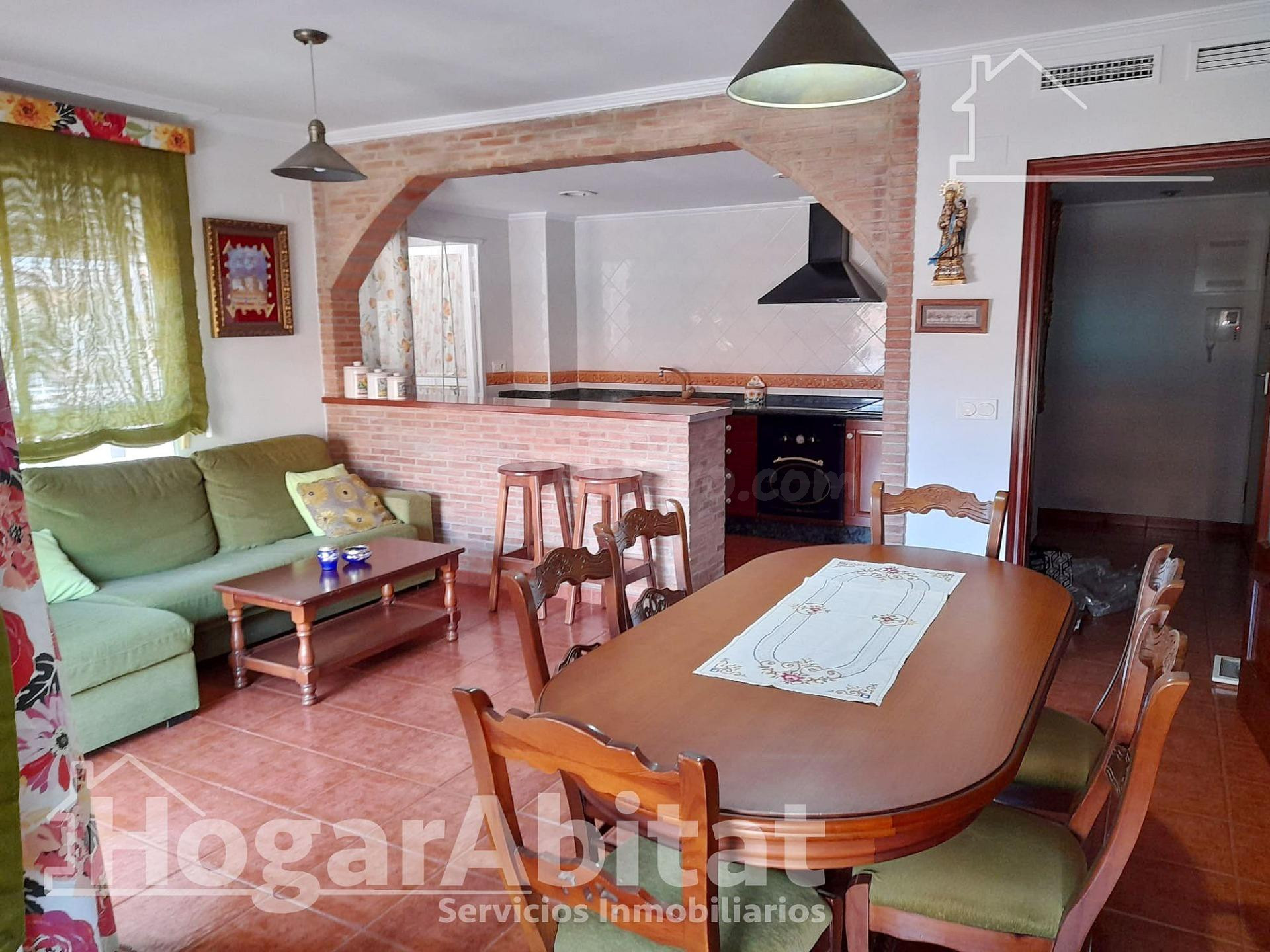 ¡VISTAS DESPEJADAS! AMPLIO, ALTO Y EXTERIOR CON DOS BALCONES - foto 4