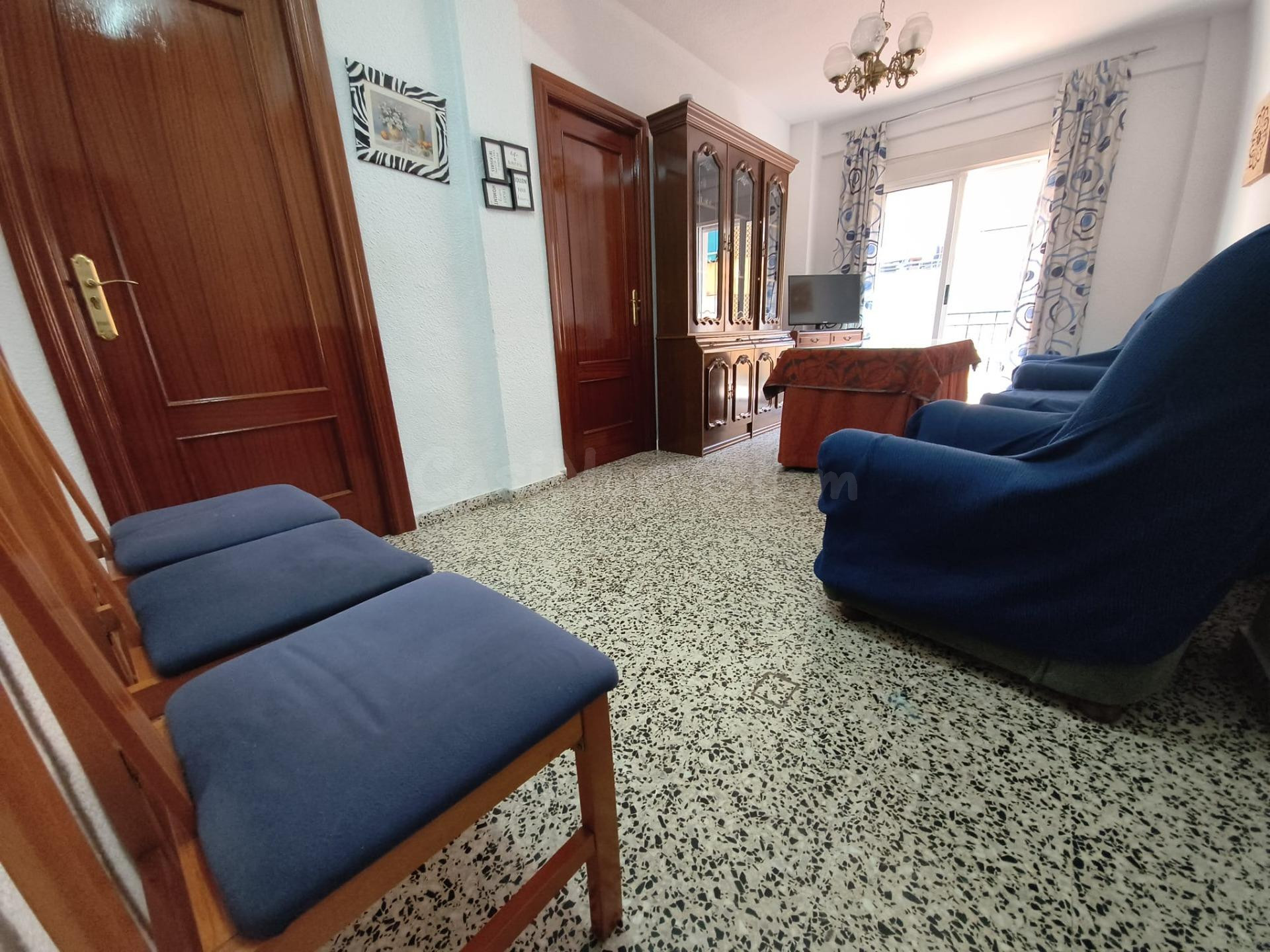 EL PISO MÁS BARATO PARA ESTUDIANTES EN PLENO BARRIO DE LA PL - foto 5