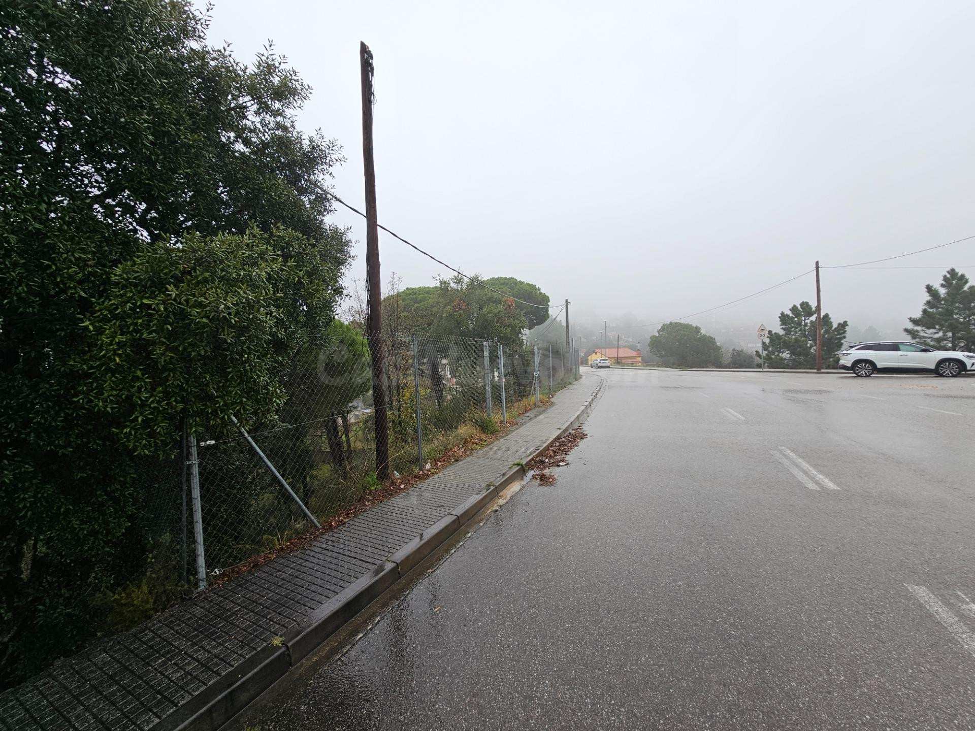 Amplia parcela en Can Fornaca - Riudarenes - foto 4
