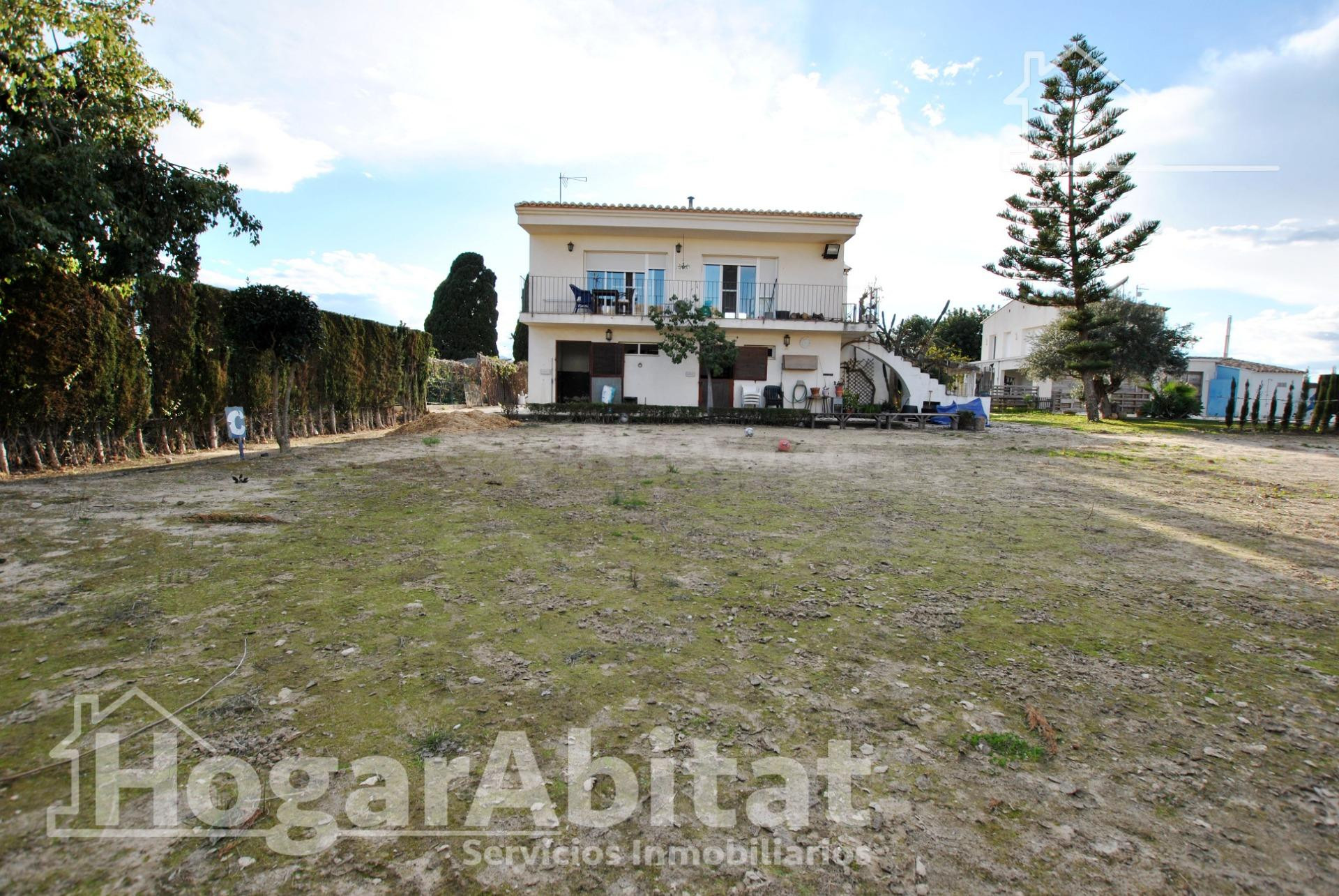 ¡ESPECTACULAR! CHALET SEMINUEVO CON PISCINA PRIVADA, GARAJE  - foto 5