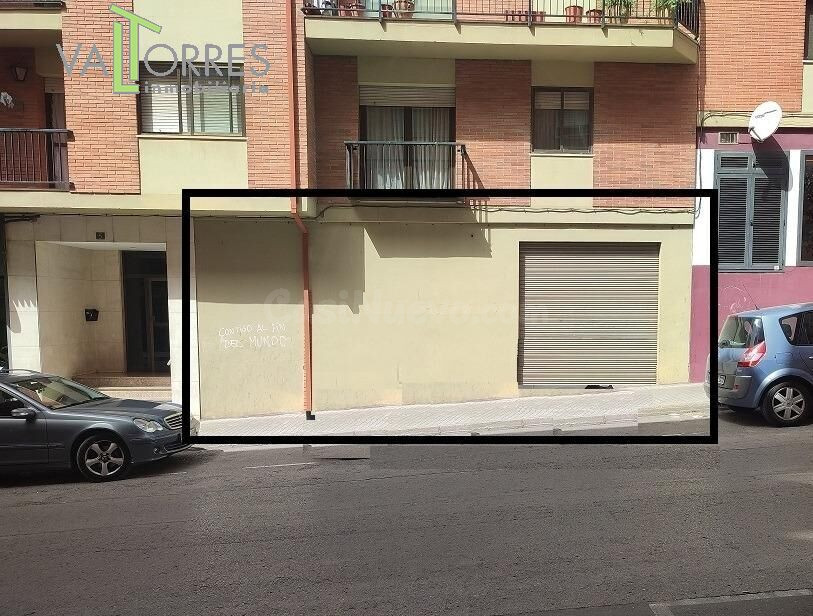 En barrio de San León en calle con gran actividad comercial - foto 2