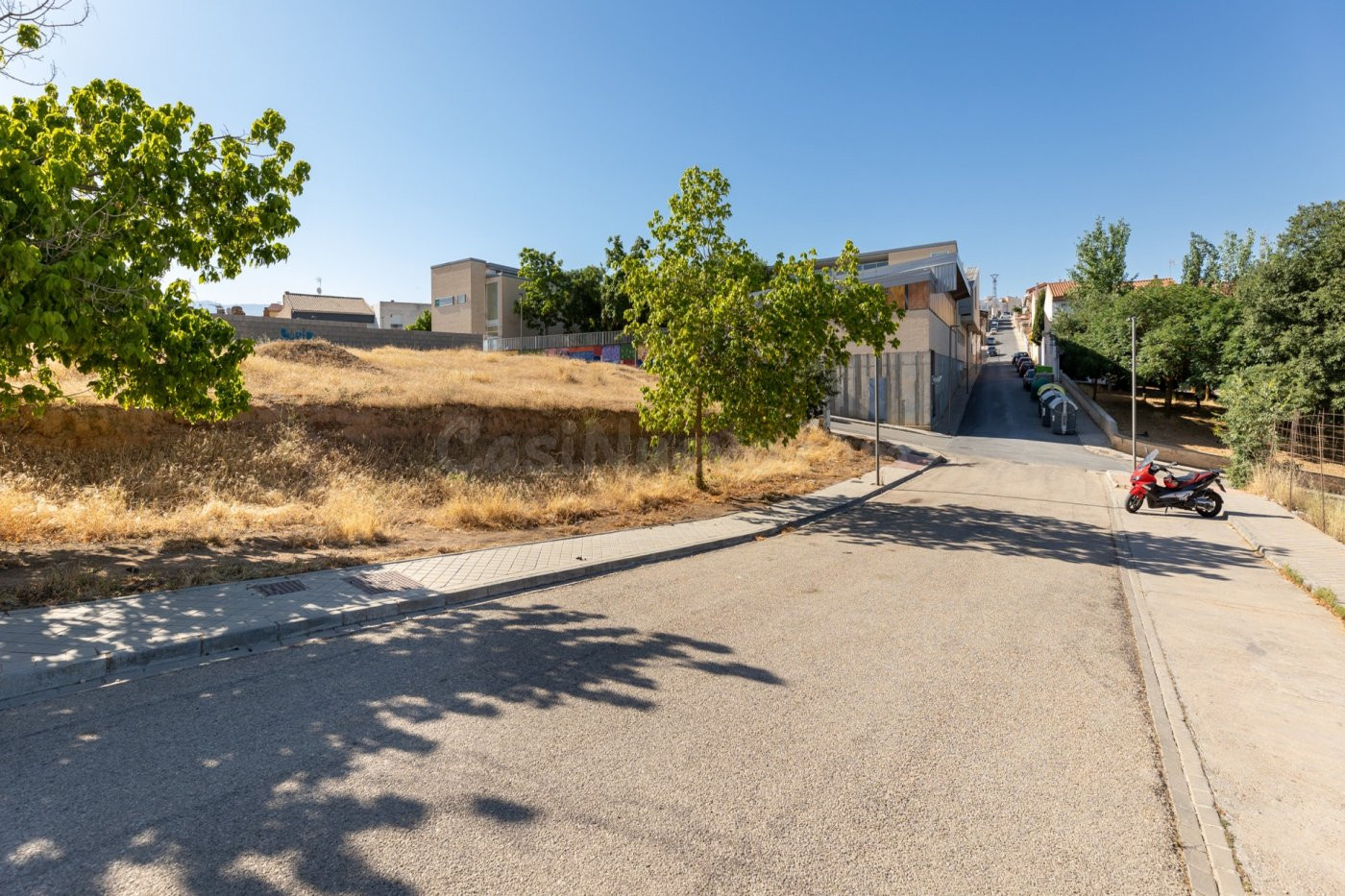 Venta de solar urbano de 258 m2 en Otura (Granada) - foto 2