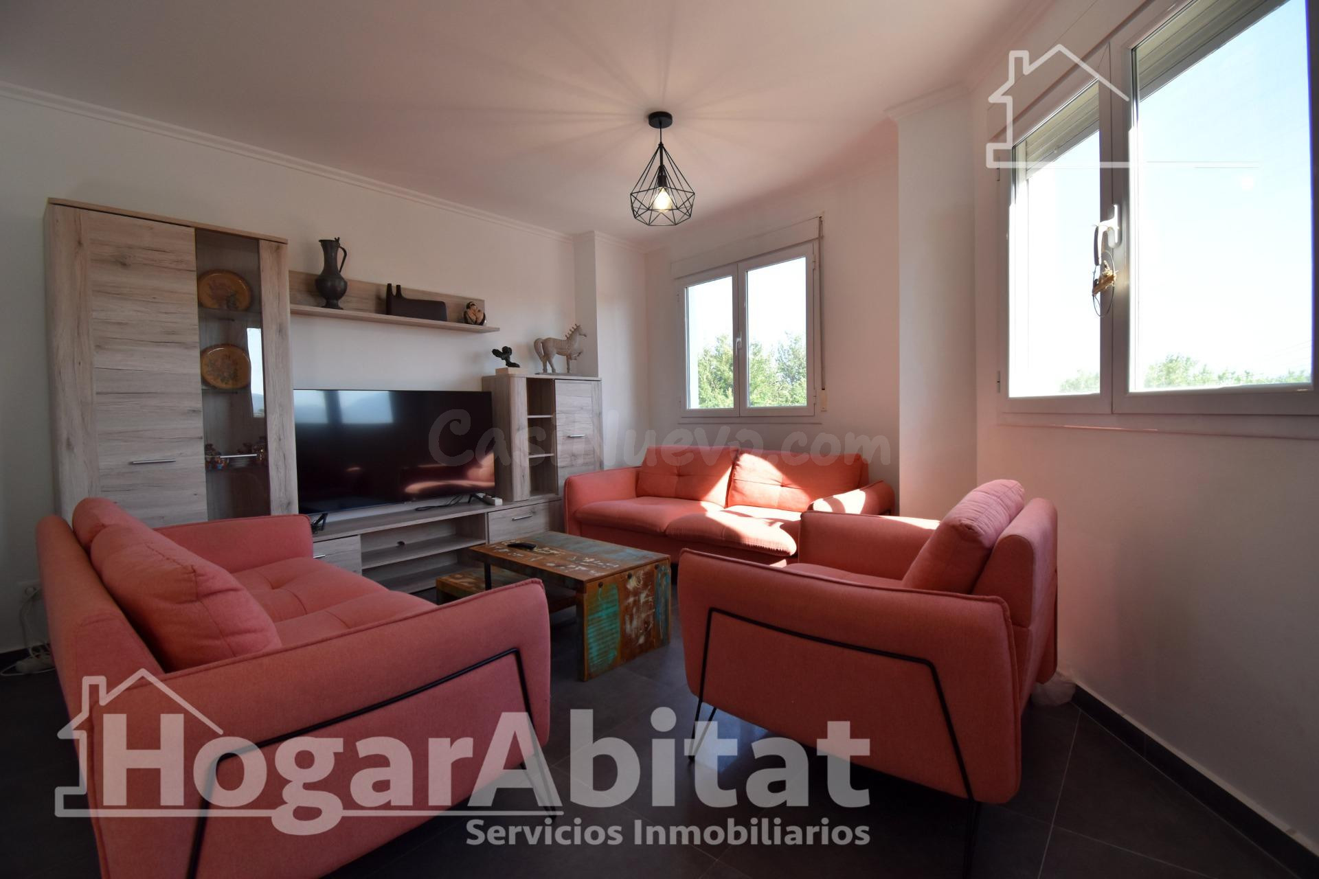 ¡GRAN OPORTUNIDAD! PAREADO REFORMADO, EXTERIOR CON TERRAZA Y - foto 4