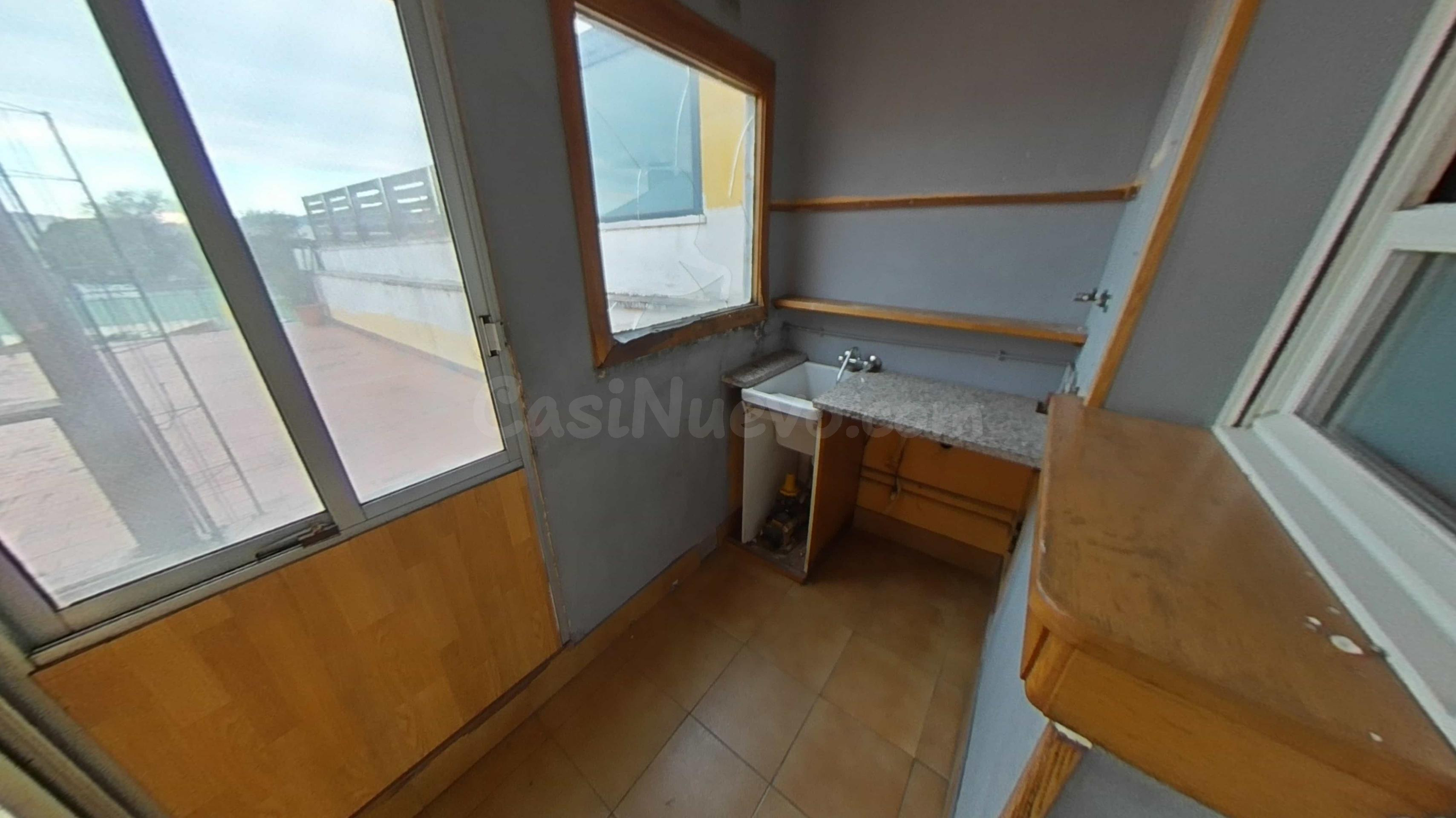 PISO DE 4 habitaciones EN VILAMALLA - foto 5