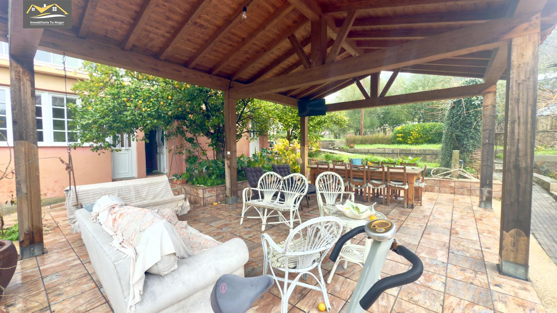 Casa Independiente en Venta - Espacio y Comodidad en Cada Ri