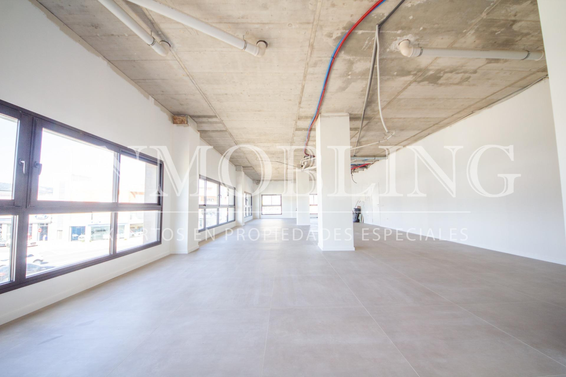 OFICINA DE OBRA NUEVA MUY LUMINOSA - foto 2