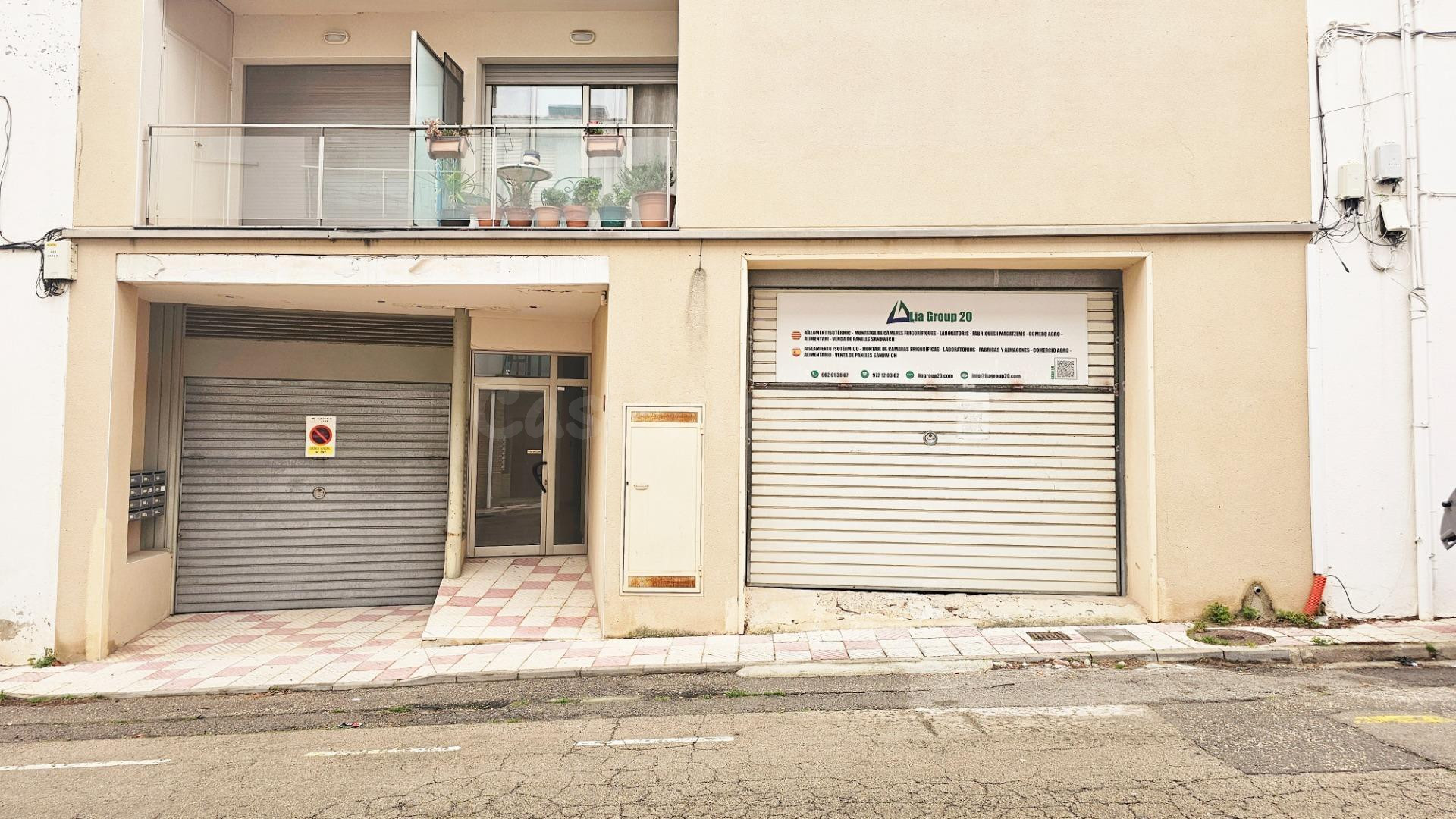 Amplio local con patio en La Farella de Llançà