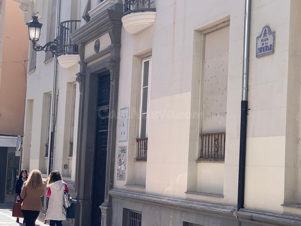 A la venta Local Comercial con inquilino en el Centro de Gra - foto 4