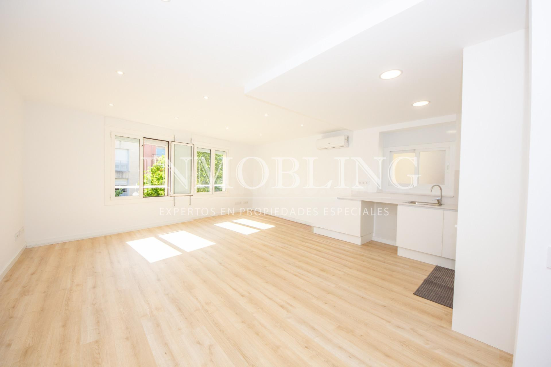 ESPECTACULAR DUPLEX EN PLENA RIERA