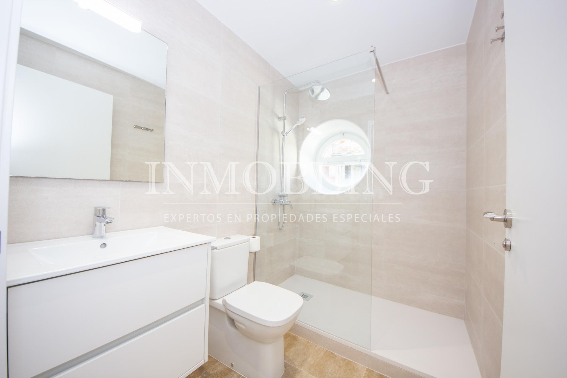 ESPECTACULAR DUPLEX EN PLENA RIERA - foto 4