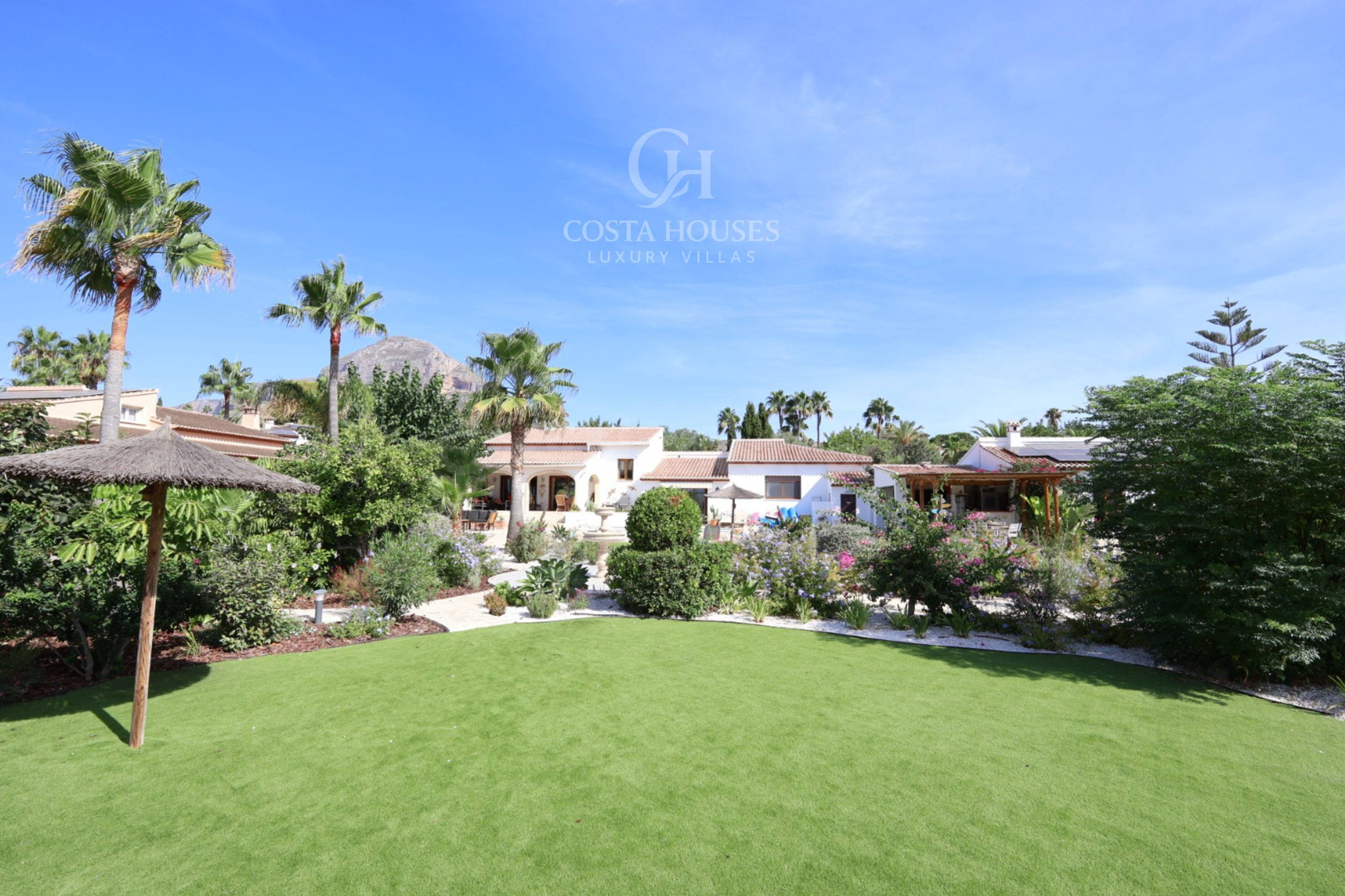 VILLA SENSIA · LUZ DEL SUR Y PRIVACIDAD CERCA DEL CASCO ANTI - foto 2