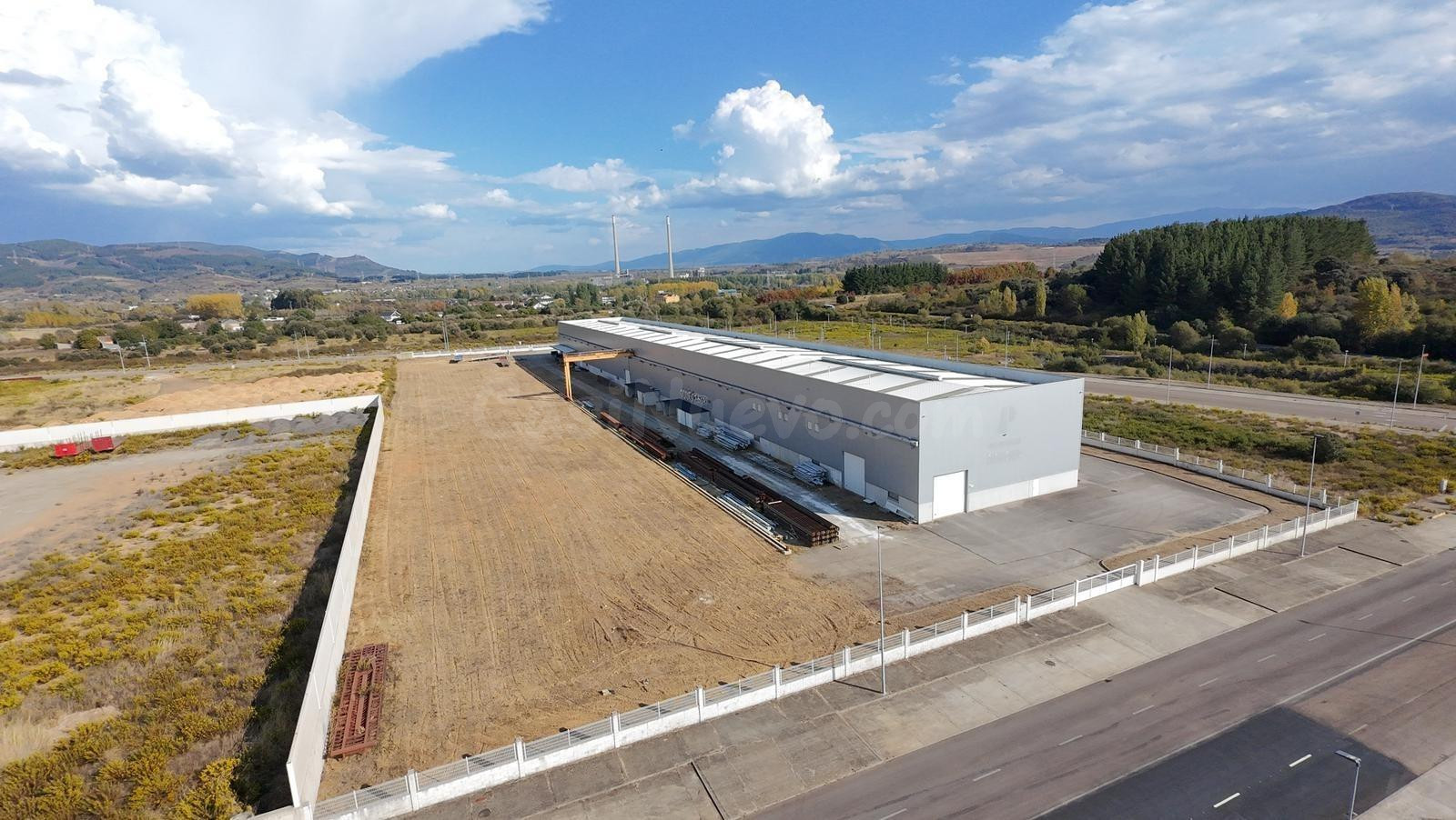 SE VENDE NAVE EN EL POLIGONO INDUSTRIAL DE CUBILLOS  DEL SIL - foto 5