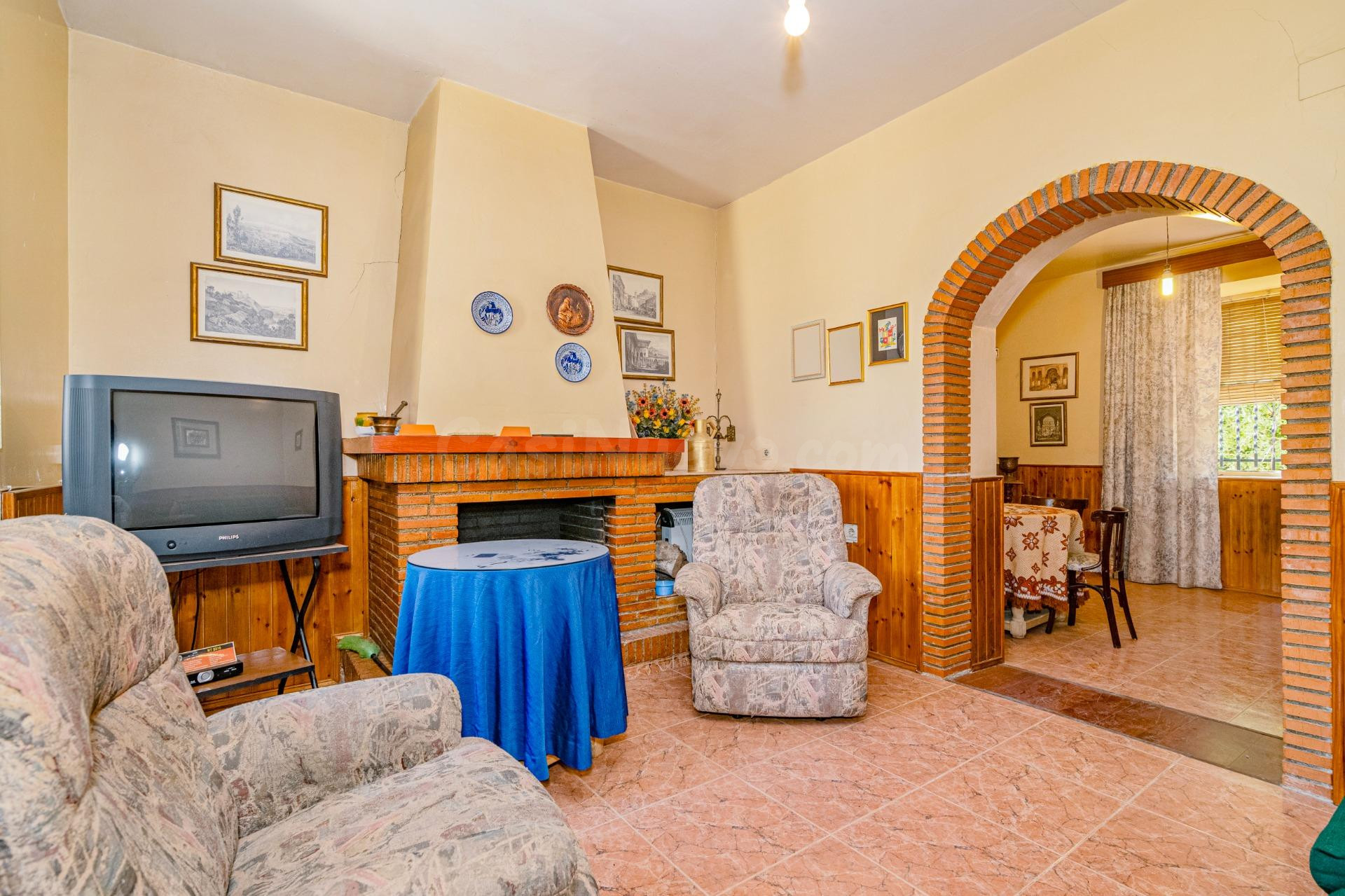 Gran casa de pueblo con terreno, en Ambroz (1260 m2 de parce - foto 5