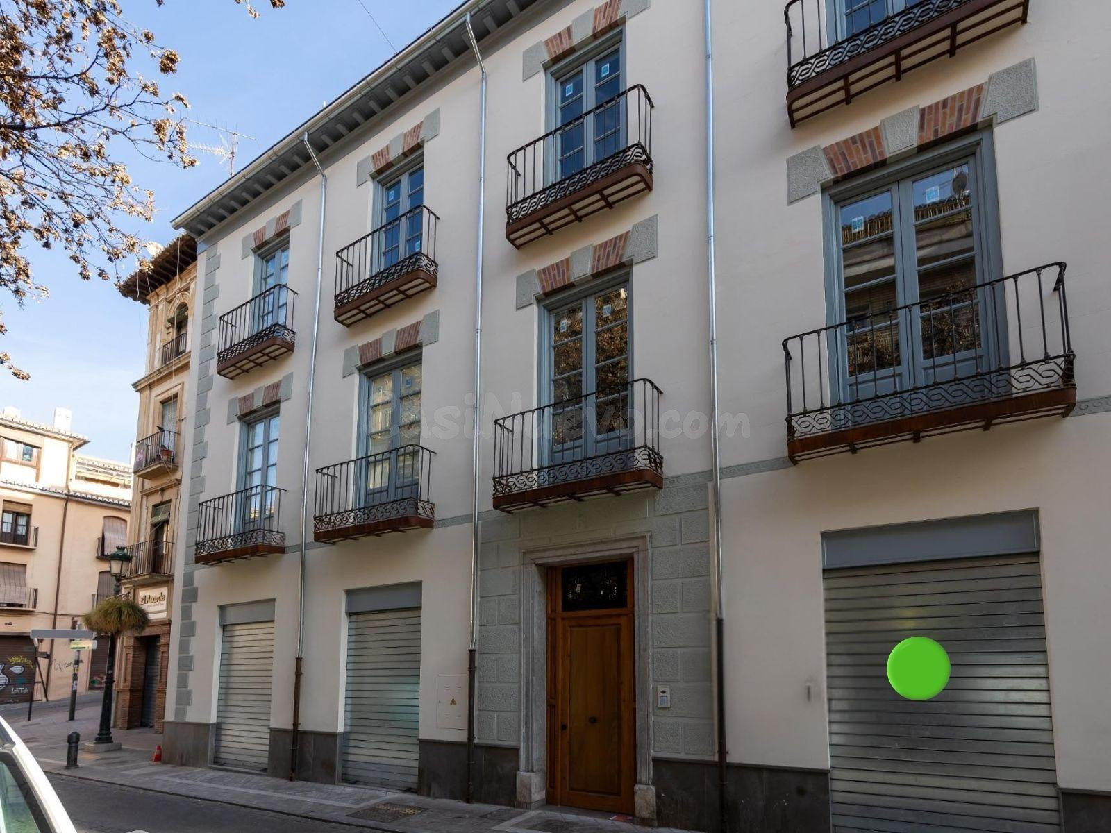 LOCAL COMERCIAL EN CALLE MOLINOS - foto 2