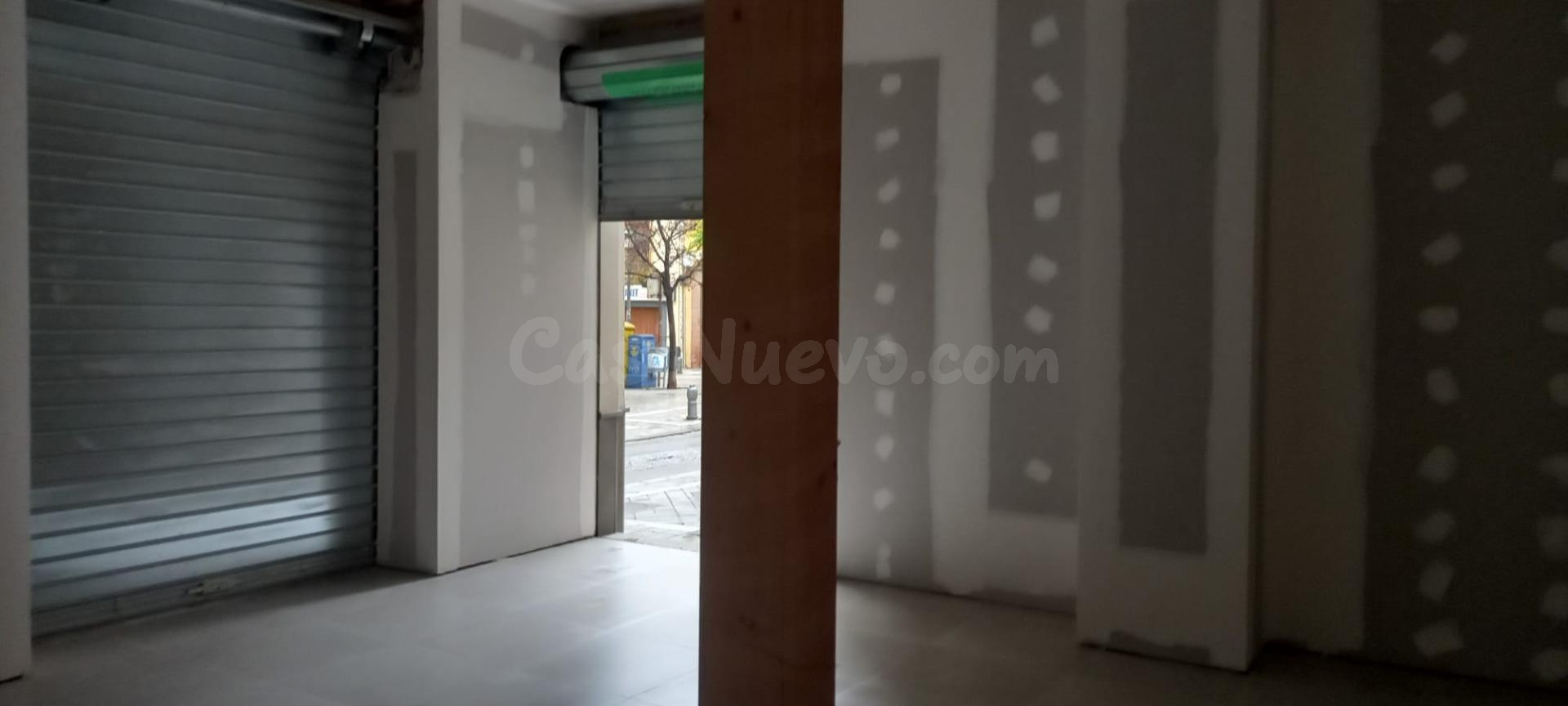 LOCAL COMERCIAL EN CALLE MOLINOS - foto 4