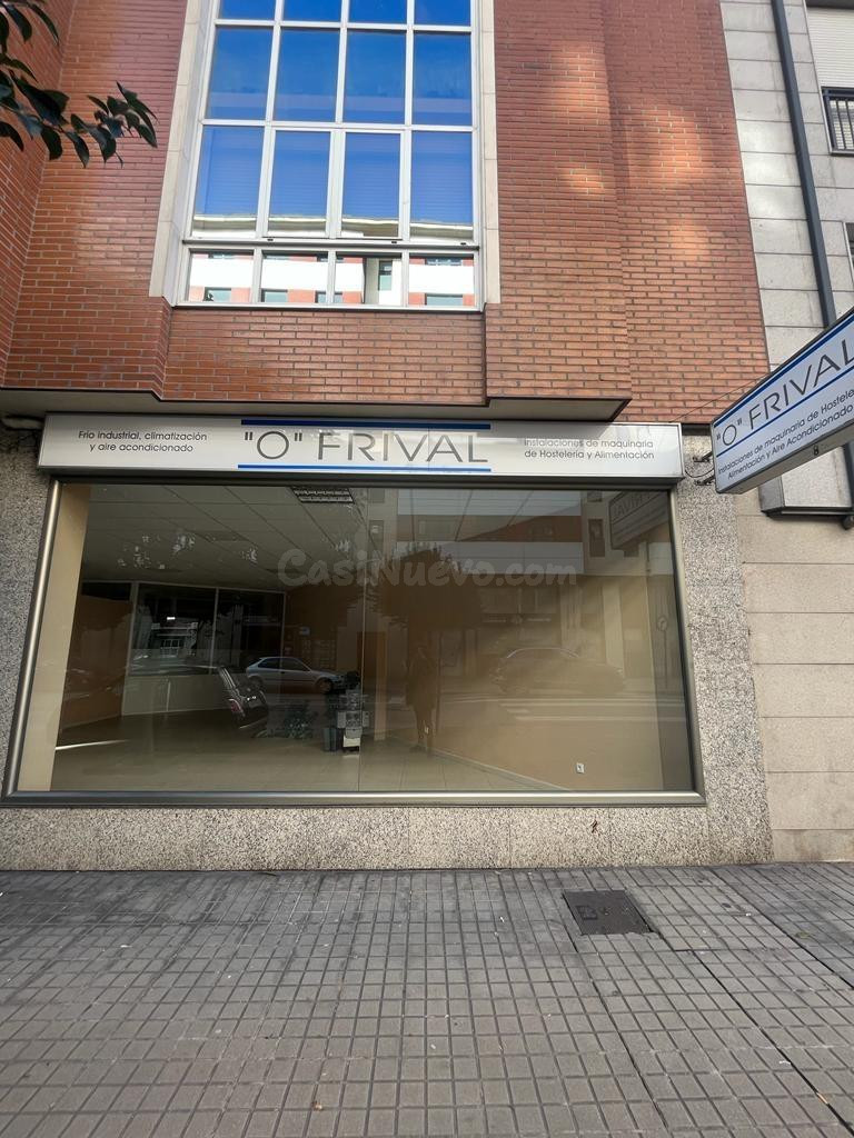 SE VENDE LOCAL EN LA ZONA CENTRO DE PONFERRADA - foto 3