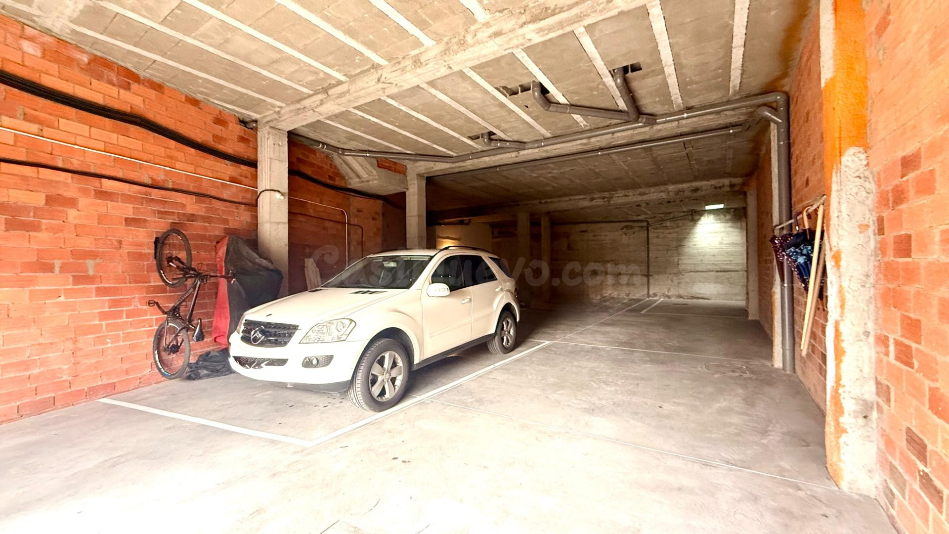 Piso en venta en el corazón de Maceda - foto 4