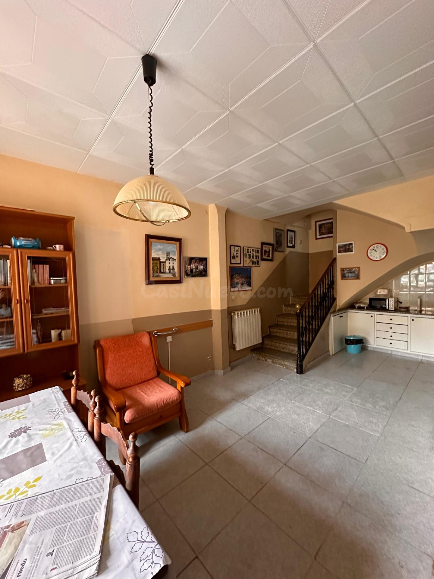 CASA ADOSADA DE PUEBLO EN VENDA - foto 3