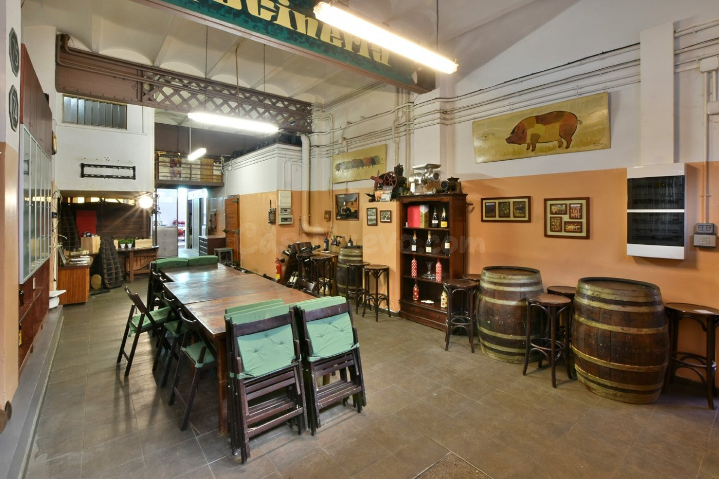 Se ALQUILA Local Comercial junto a Mercado Collblanc. - foto 4