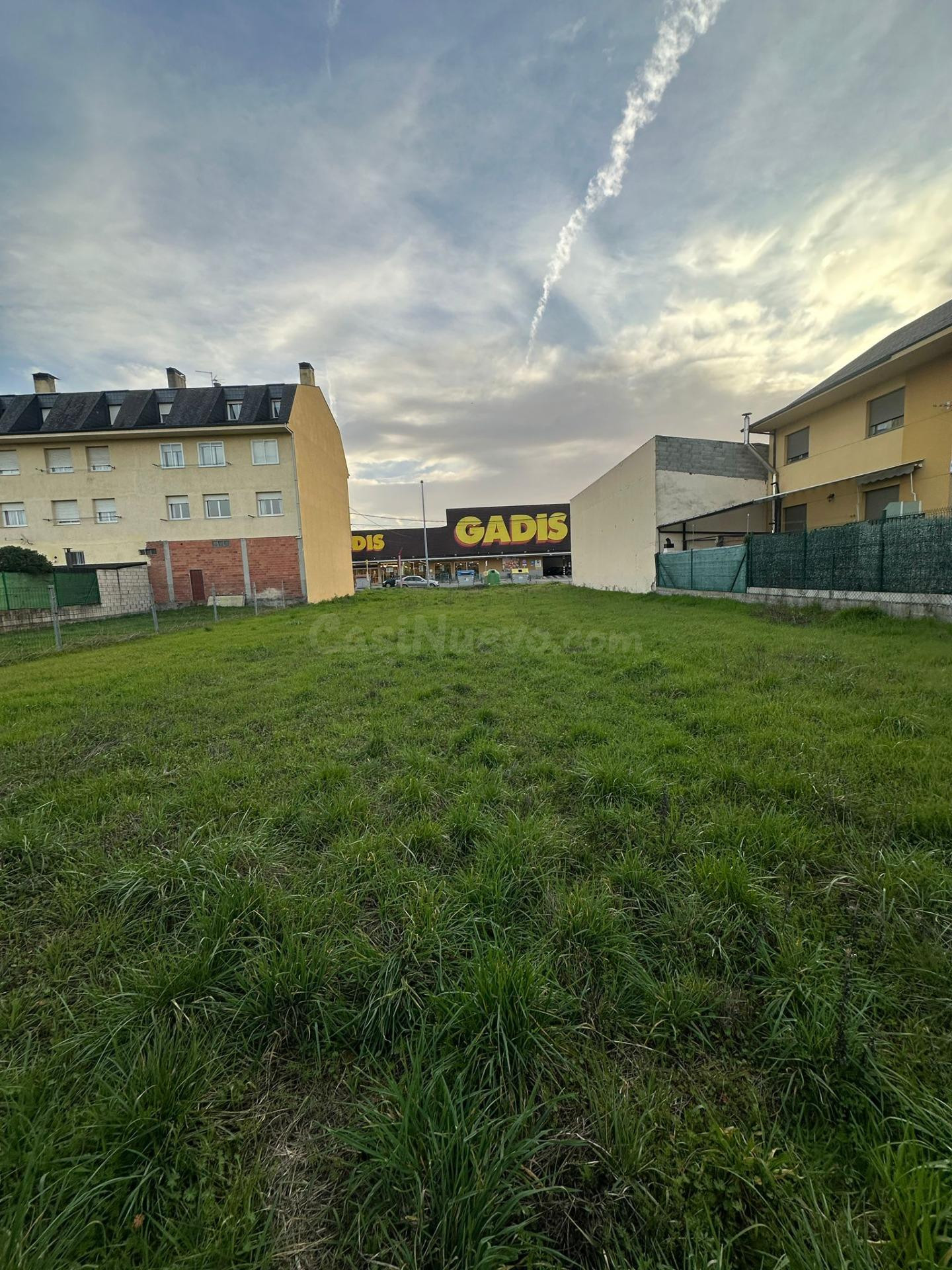 SE VENDE PARCELA URBANA EN FUENTESNUEVAS - foto 2