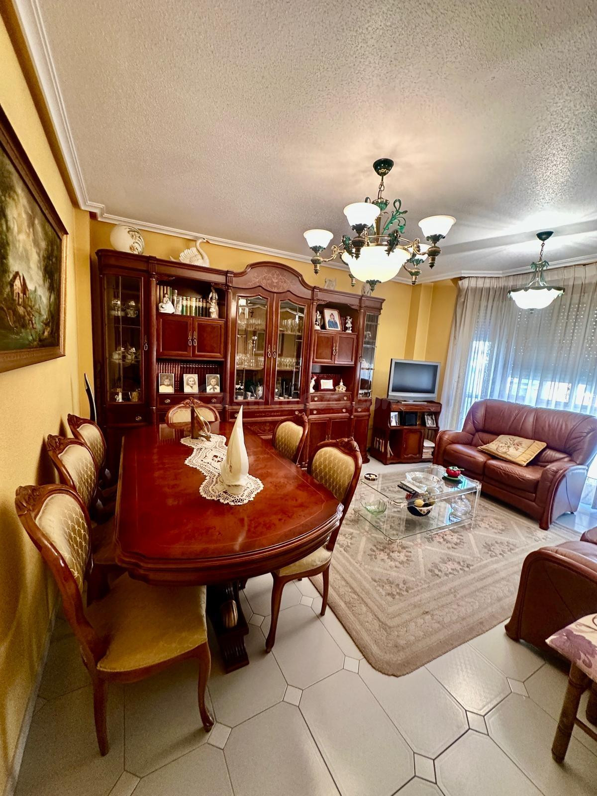 SE VENDE PISO EN LA ZONA ALTA DE PONFERRADA - foto 5